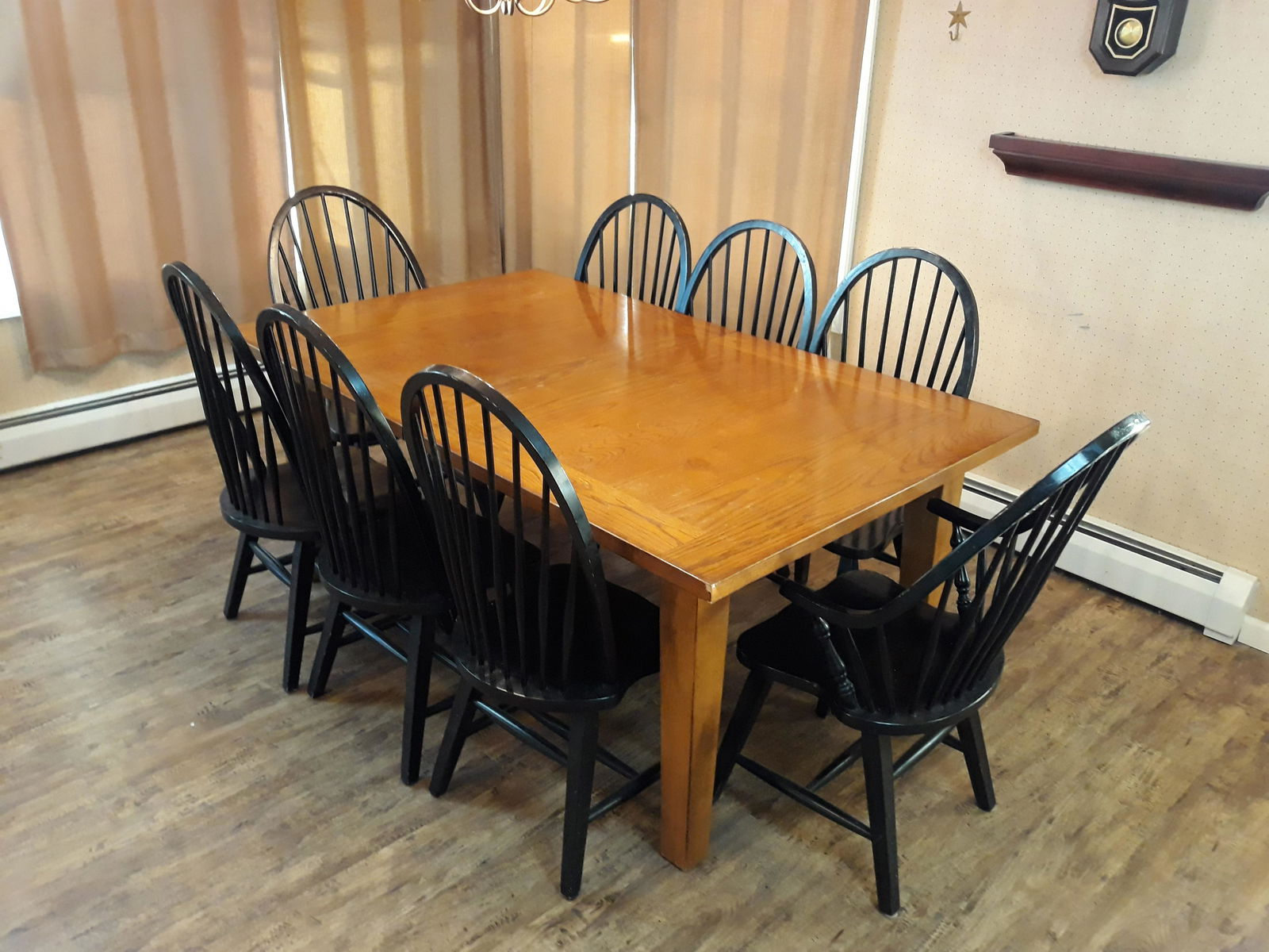 Dining Table with 8 Chairs (1 of 3)