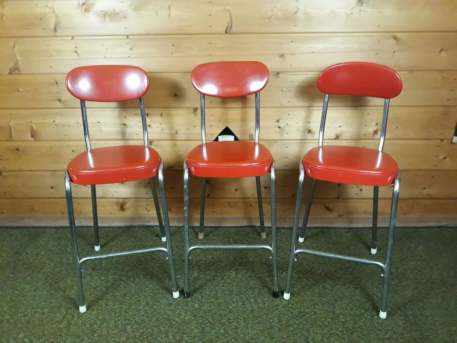 3 Vintage Chrome and Red Bar Stools (1 of 2)
