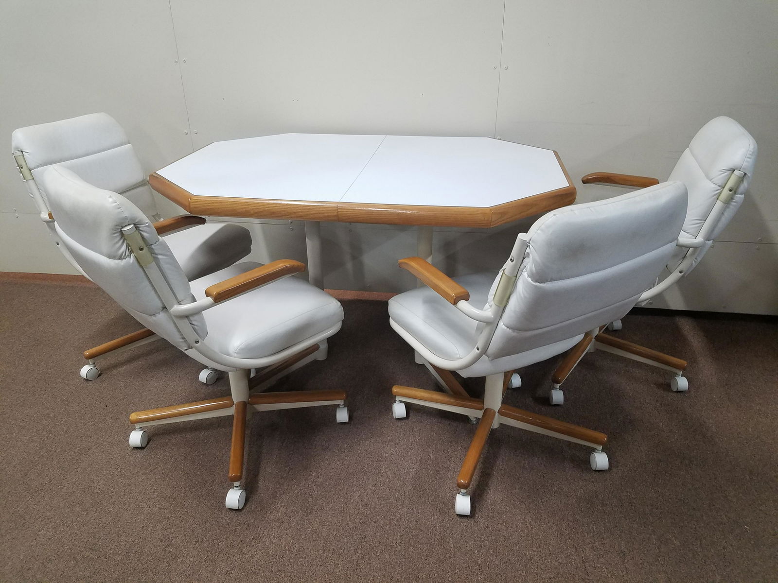 5 Pc Dining Set (1 of 4)