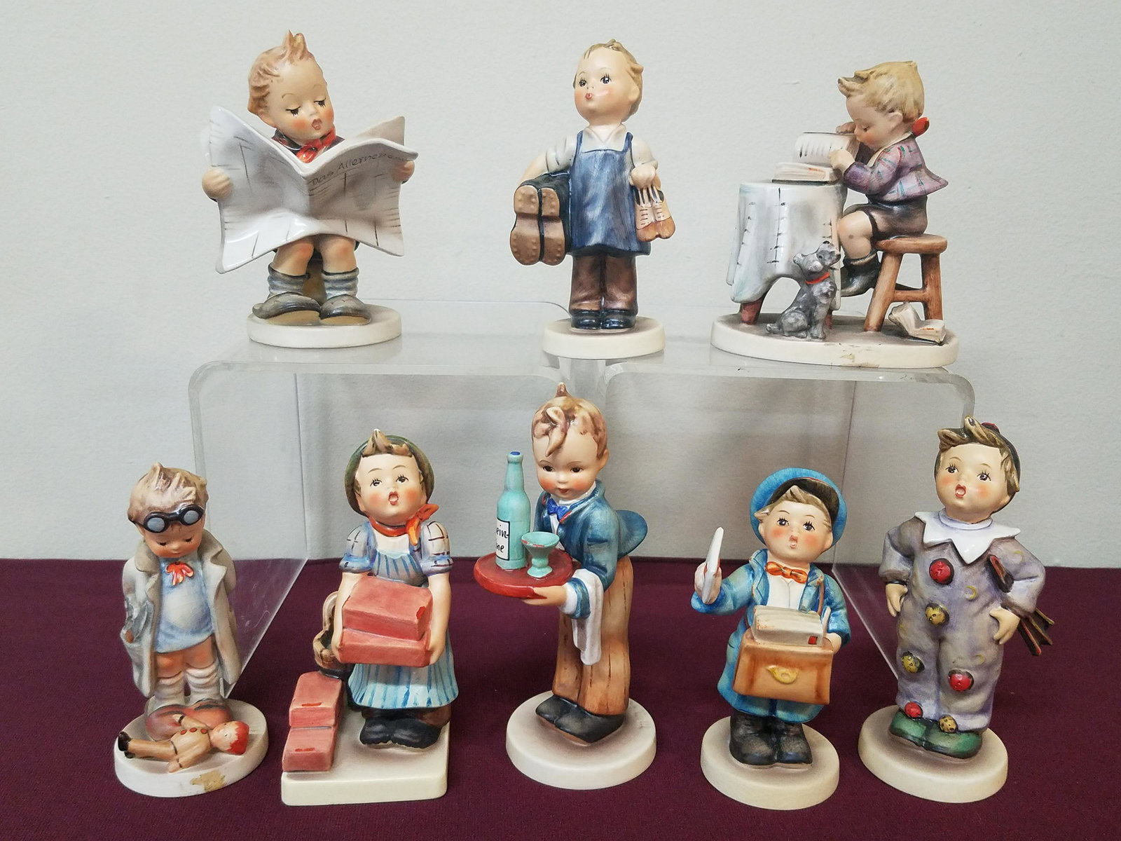 8 Hummel Figurines incl. Doll Doctor (1 of 9)
