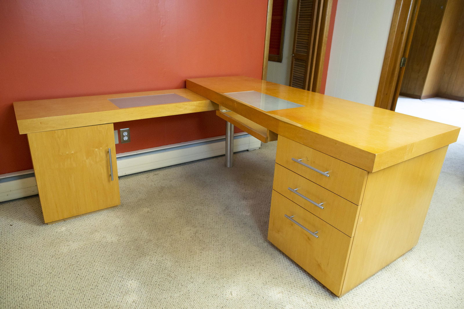 Maple L Shaped Executive Desk (1 of 3)