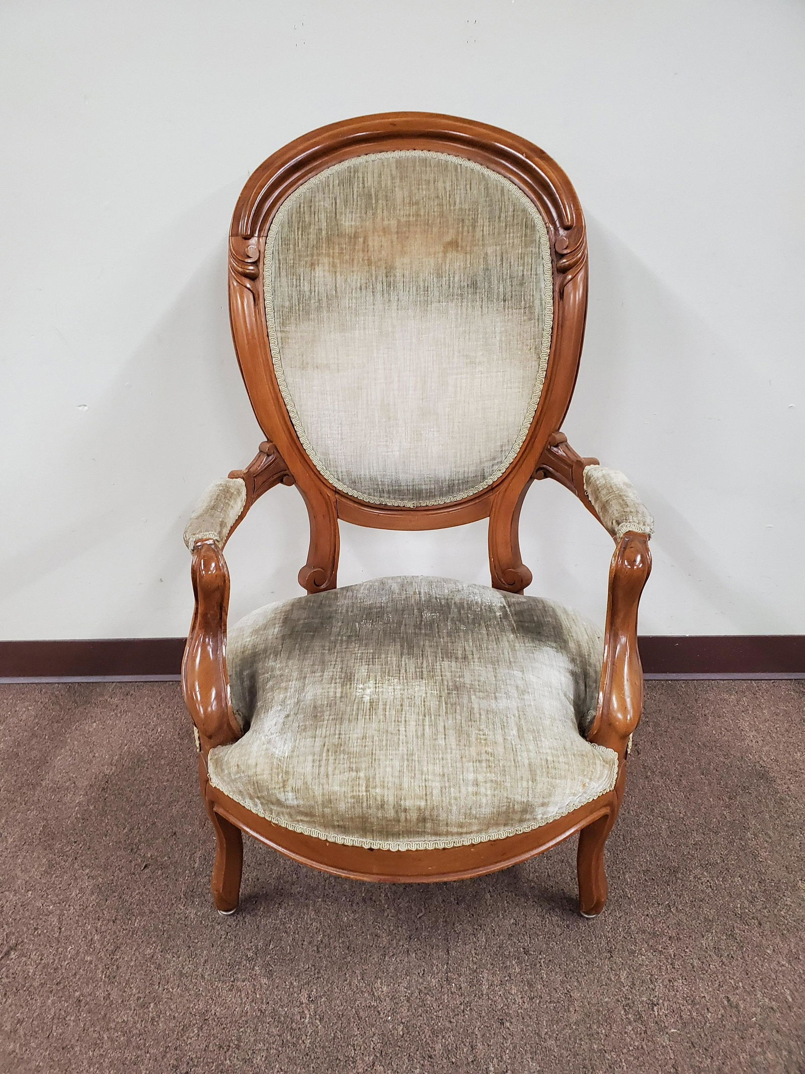 Antique French Style Arm Chair Jan 11, 2020 Cordier Auctions