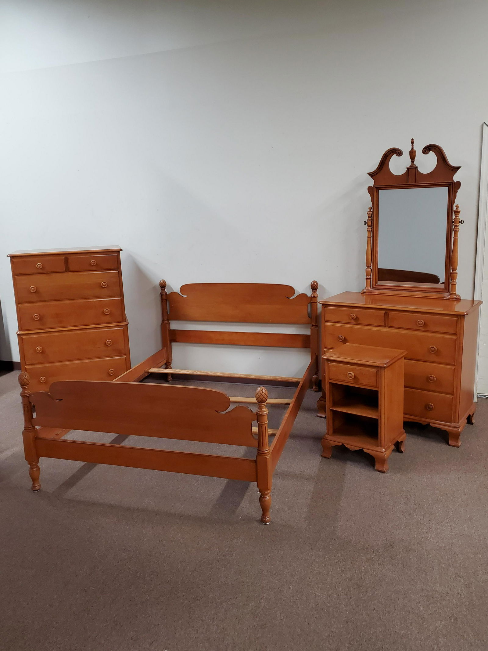 4 Pc Kling Bedroom Set Jan 11, 2020 Cordier Auctions & Appraisals in PA