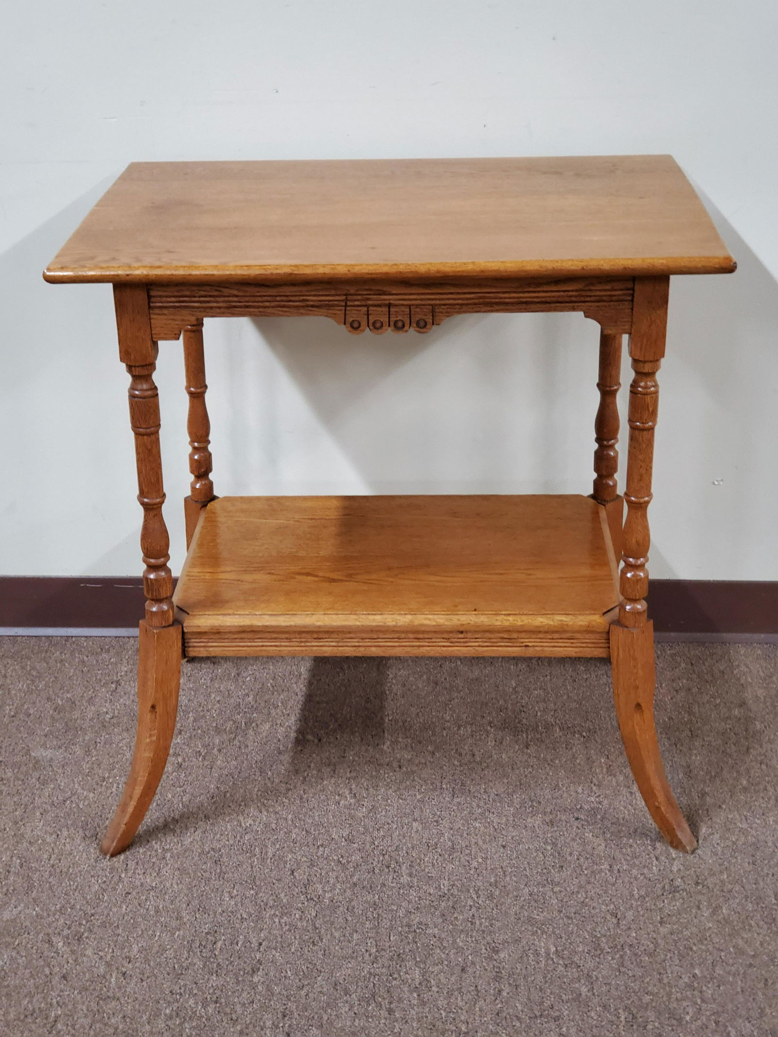 Oak 2 Tier Table (1 of 2)