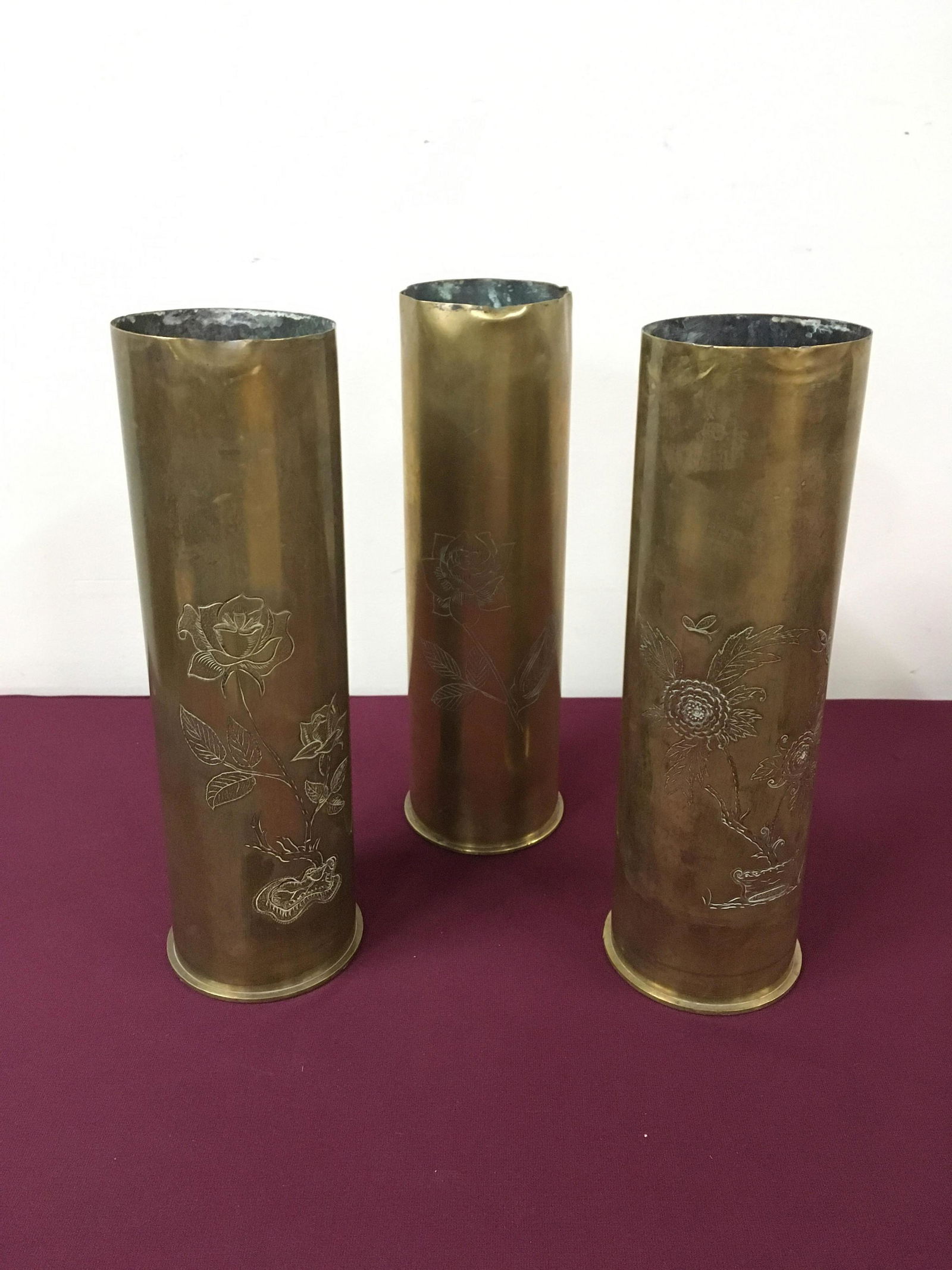 3 Pcs Trench Art Artillery Shells with Roses (1 of 6)