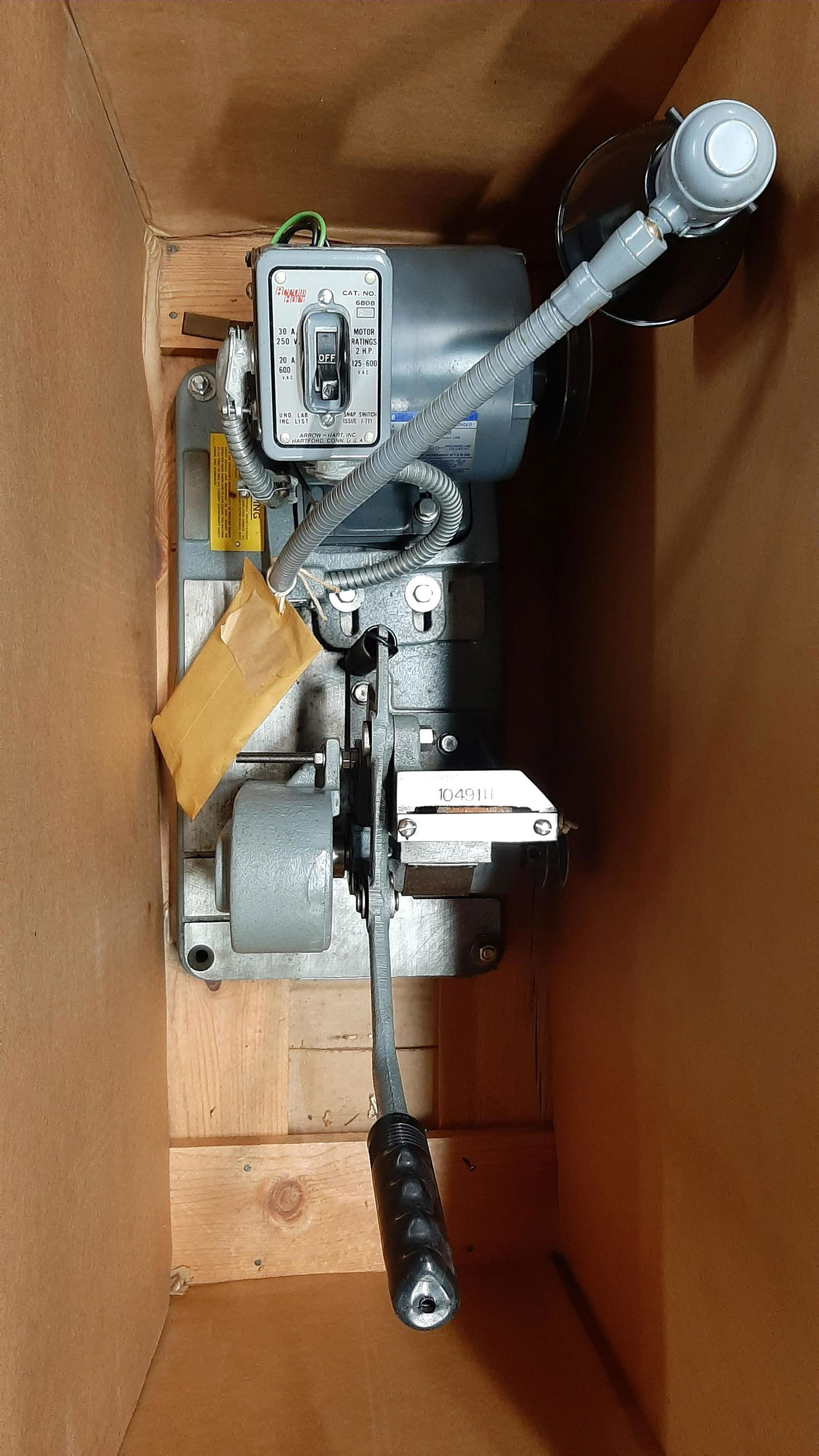 HB Rouse Hand Mill Bench Top Milling Machine (1 of 5)