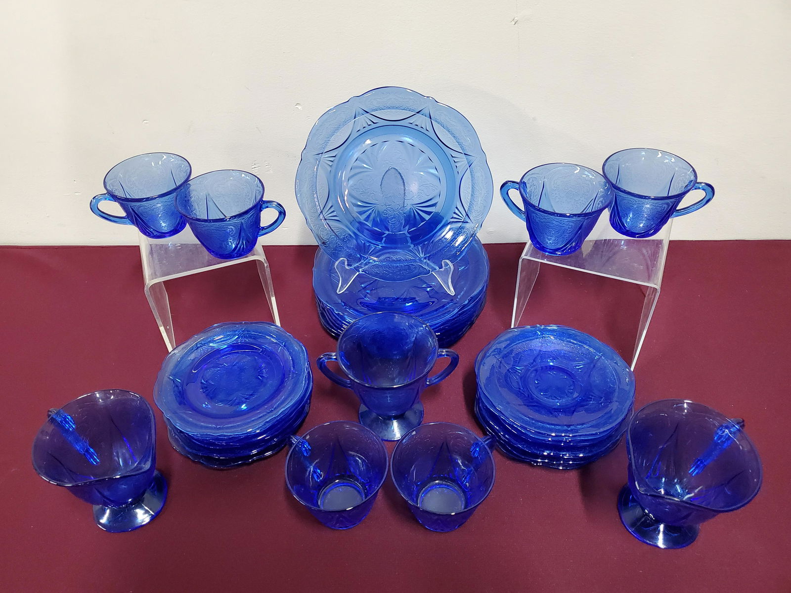 33 Pcs Royal Lace Depression Glass (1 of 4)