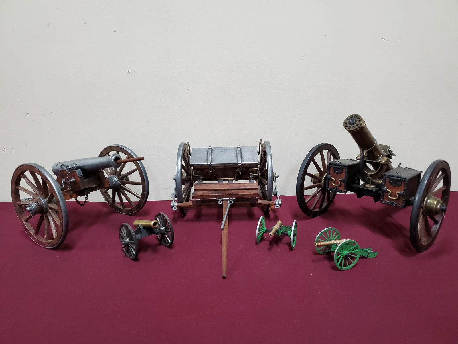 6 Replica Cannon's incl. 1861 Dahlgen (1 of 15)