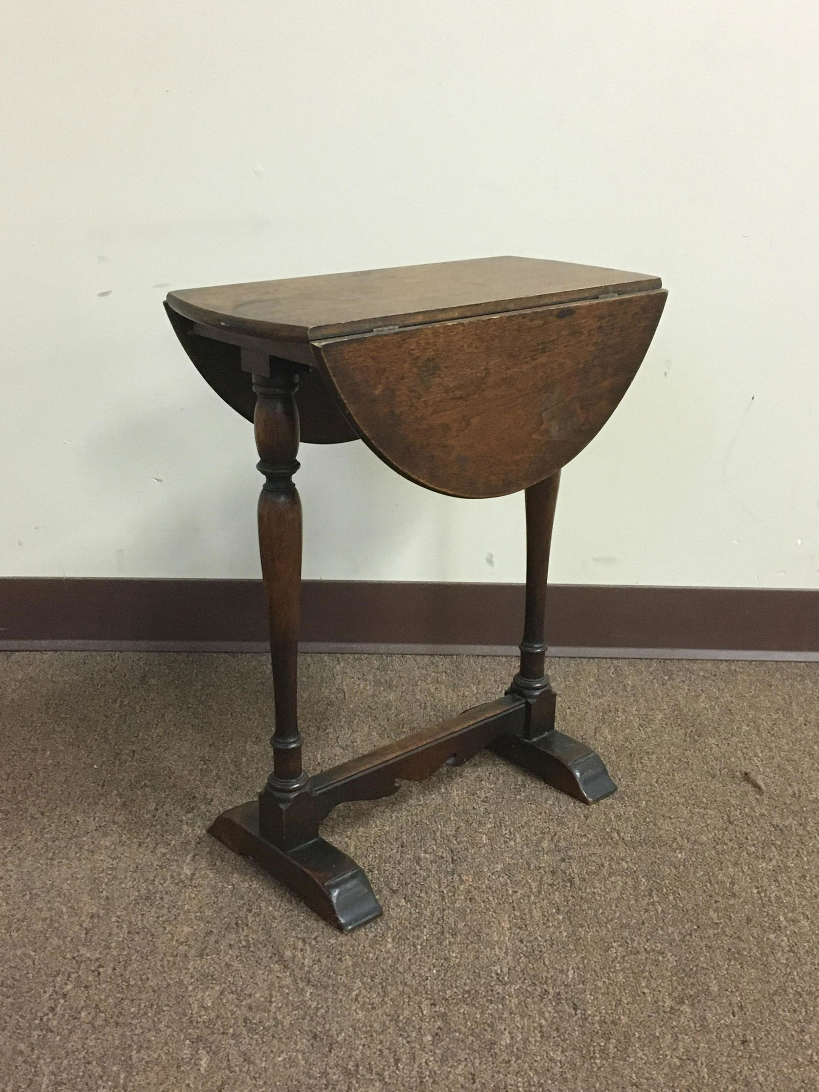 Small Drop-side Table (1 of 3)