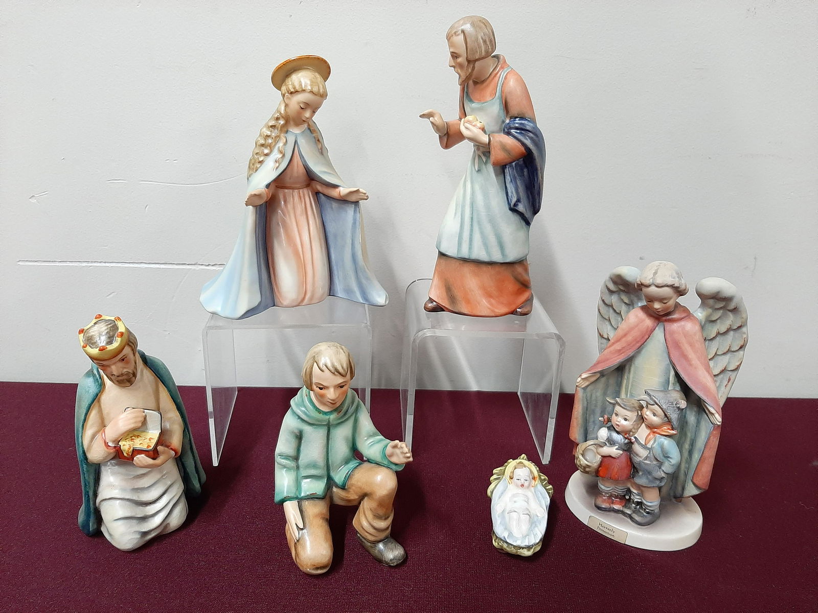 6 Nativity Hummel Figurines (1 of 8)