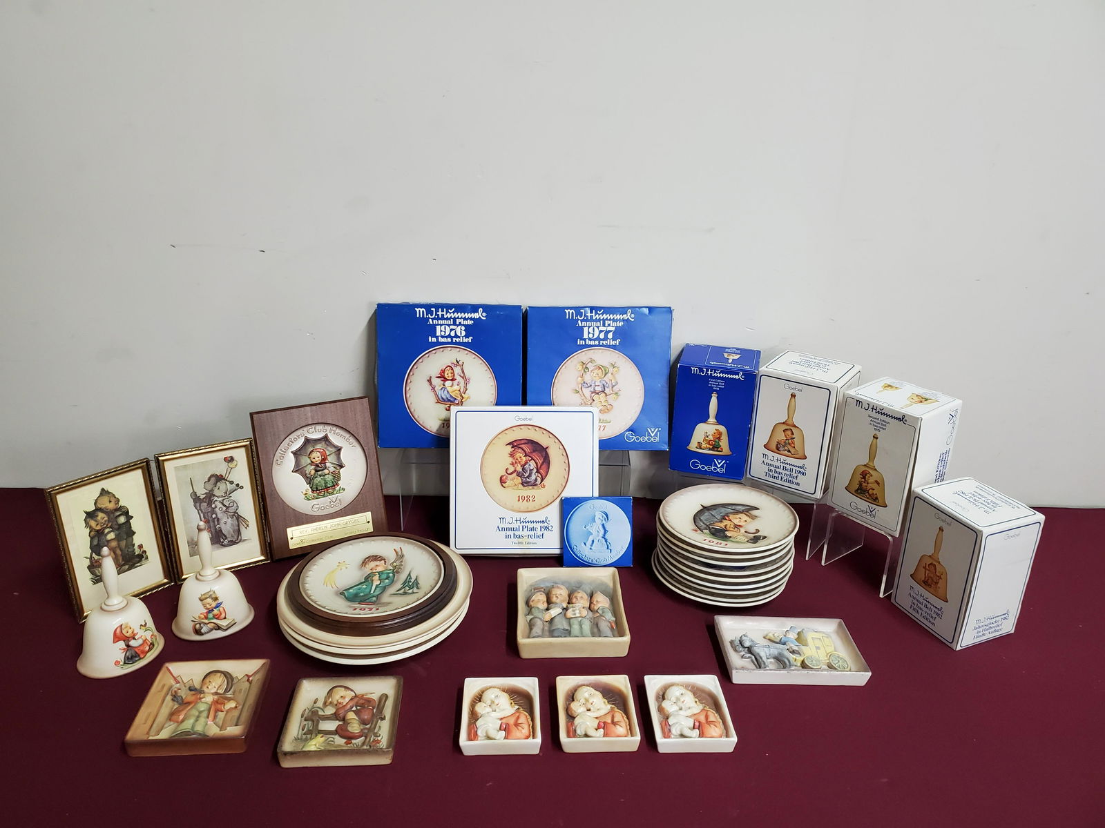 33 Pcs Hummel Bell, Plaque and Plate Collection (1 of 5)