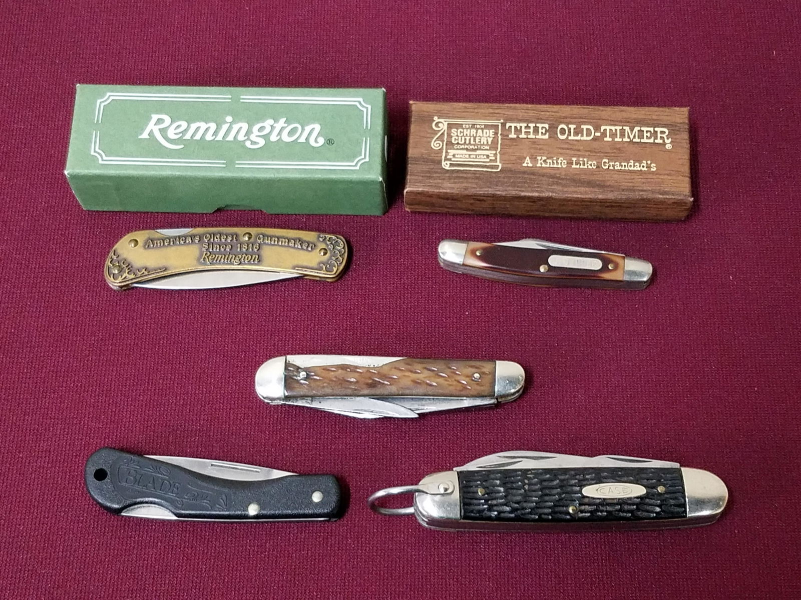 5 Pocket Knives incl. Case XX and Remington: Includes Case XX 4 blade knife and XX SS single blade. Also includes "The Old Timer" Schrade knife. Two with original boxes.