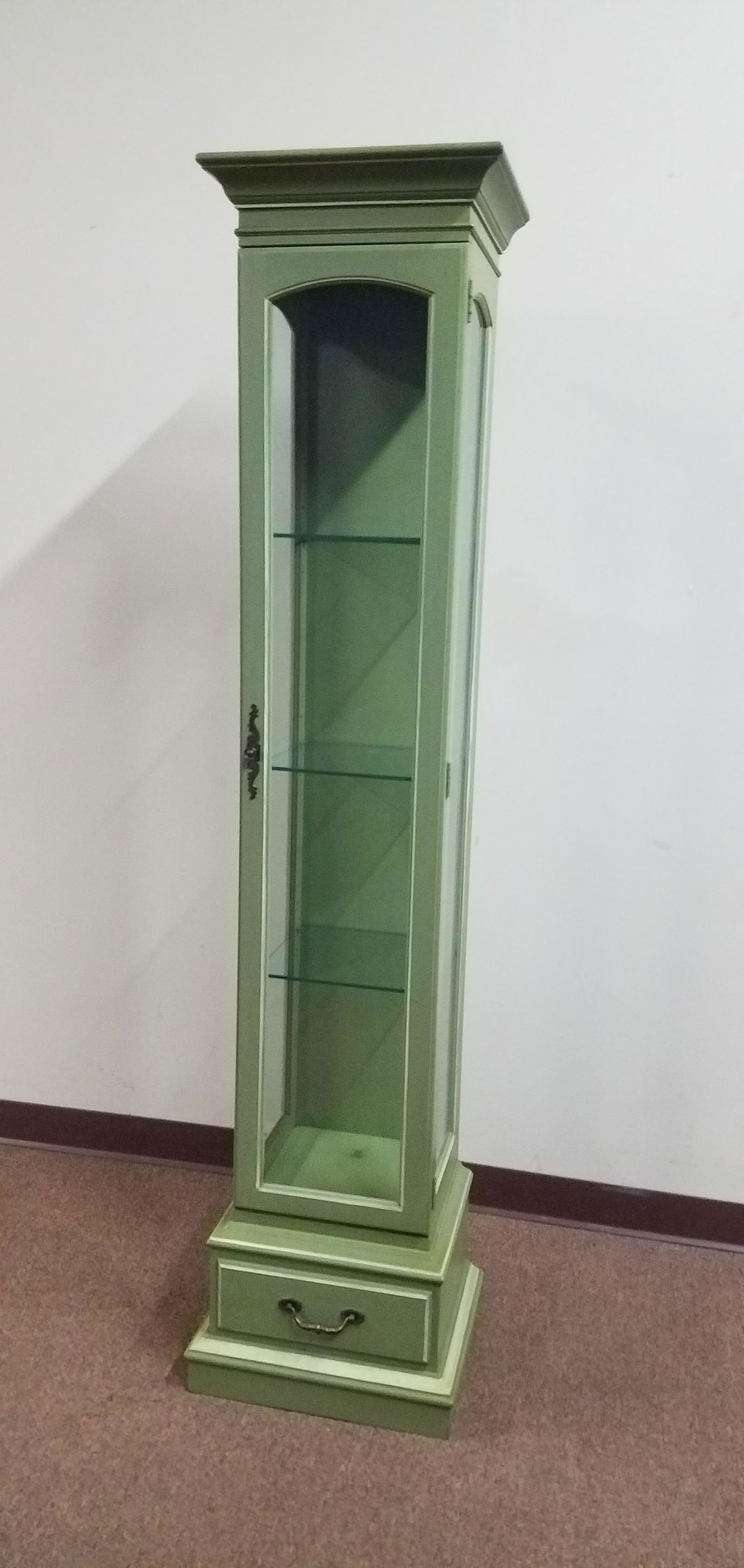 Lighted Green Square Curio Cabinet (1 of 3)