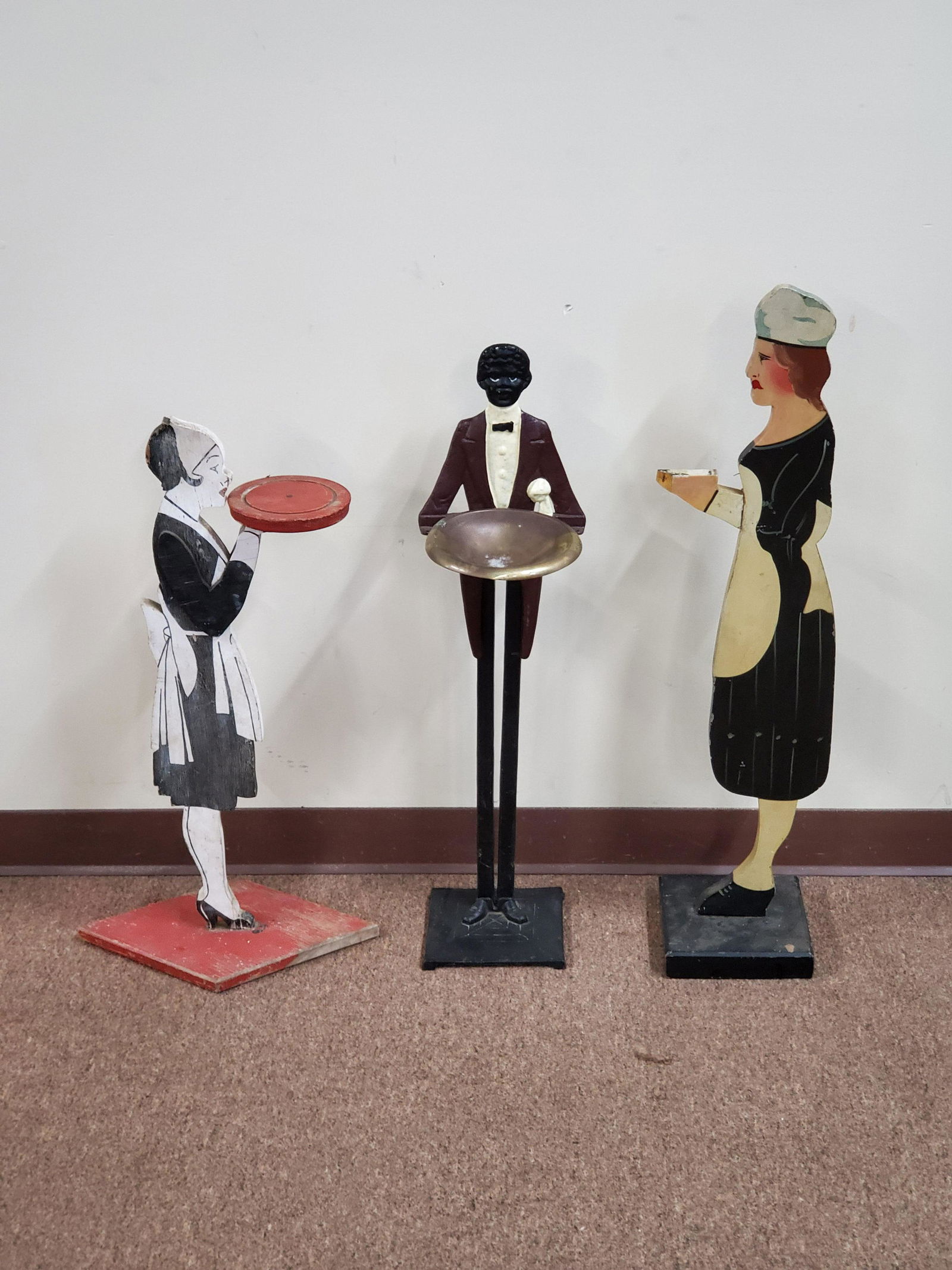 3 Vintage Ash Trays (1 of 7)