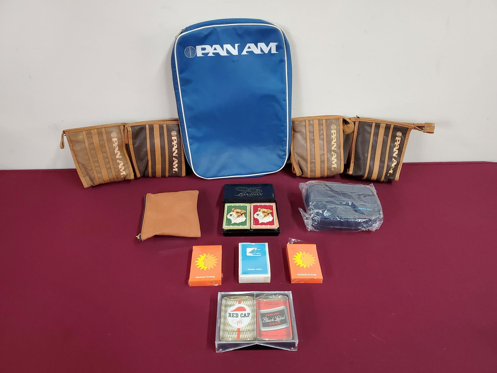 12 Pcs Pan Am incl. Travel Kits (1 of 3)