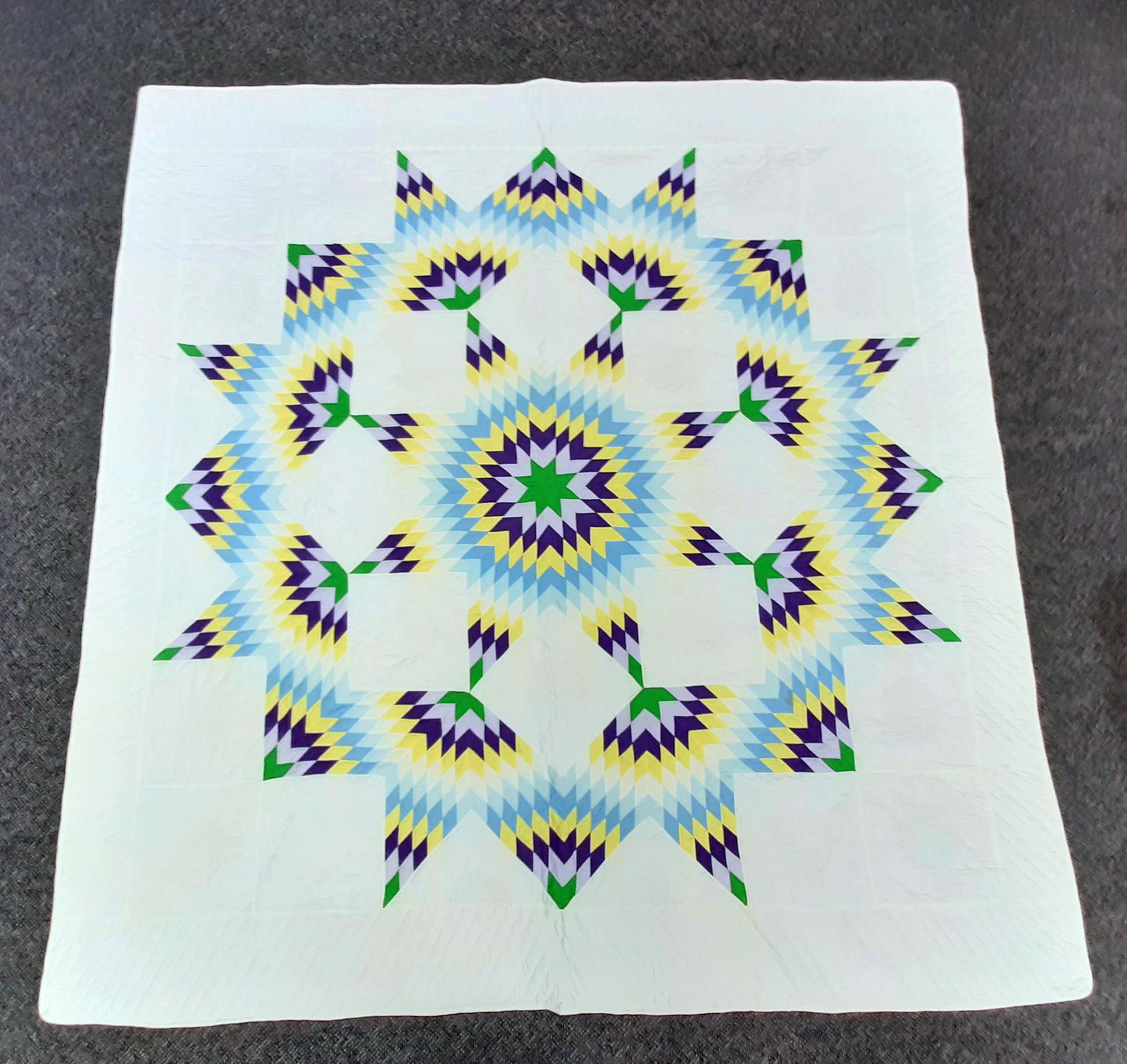 Starburst Quilt (1 of 2)