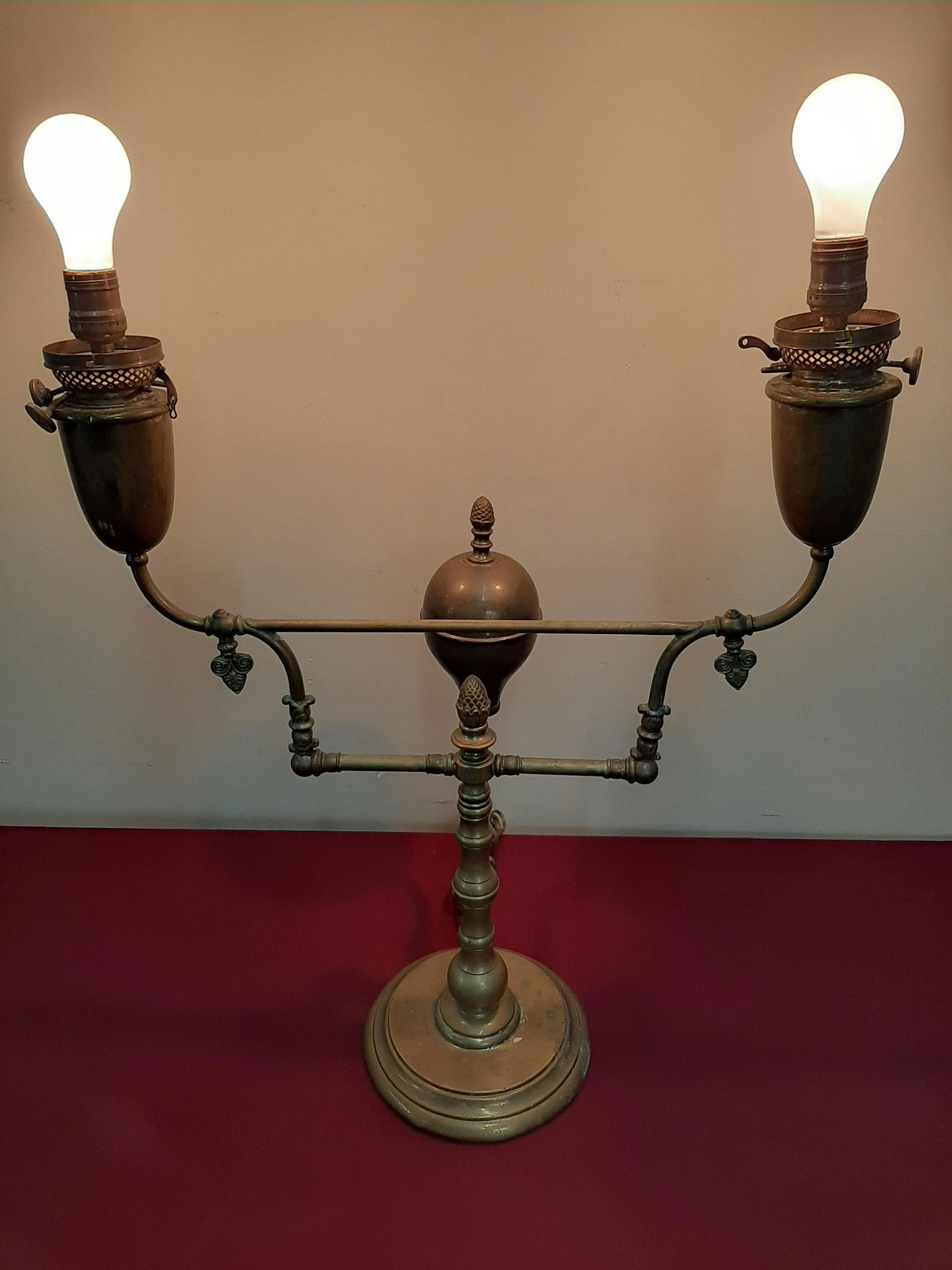 Duplex Double Lite Student's Lamp (1 of 3)