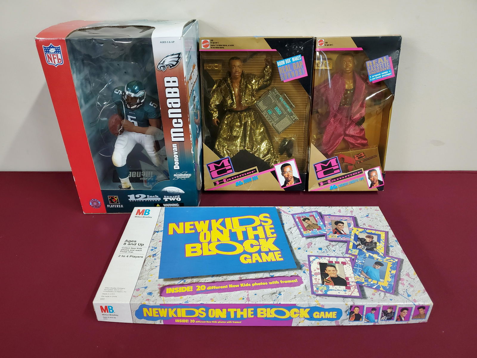 4 Pcs Memorabilia incl. Eagles and MC Hammer (1 of 6)