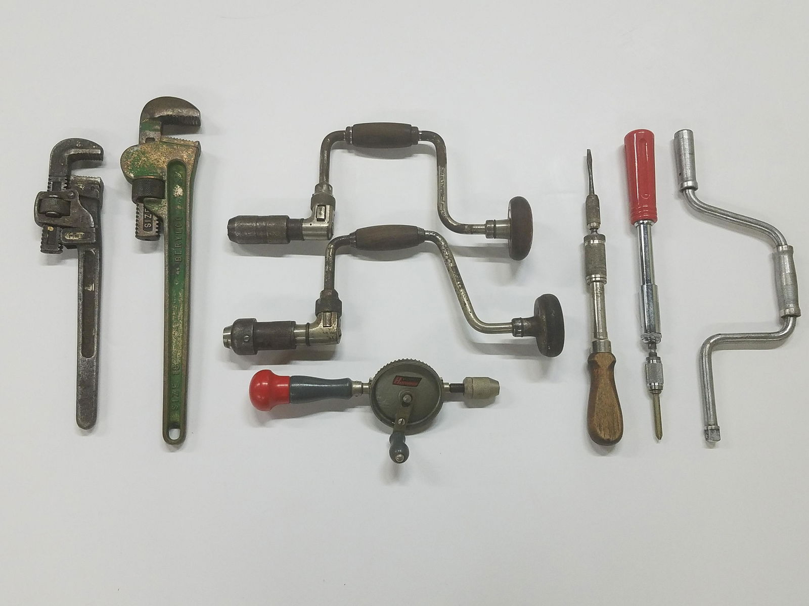8 Vintage Tools incl. Hand Drills & Pipe Wrenches (1 of 6)