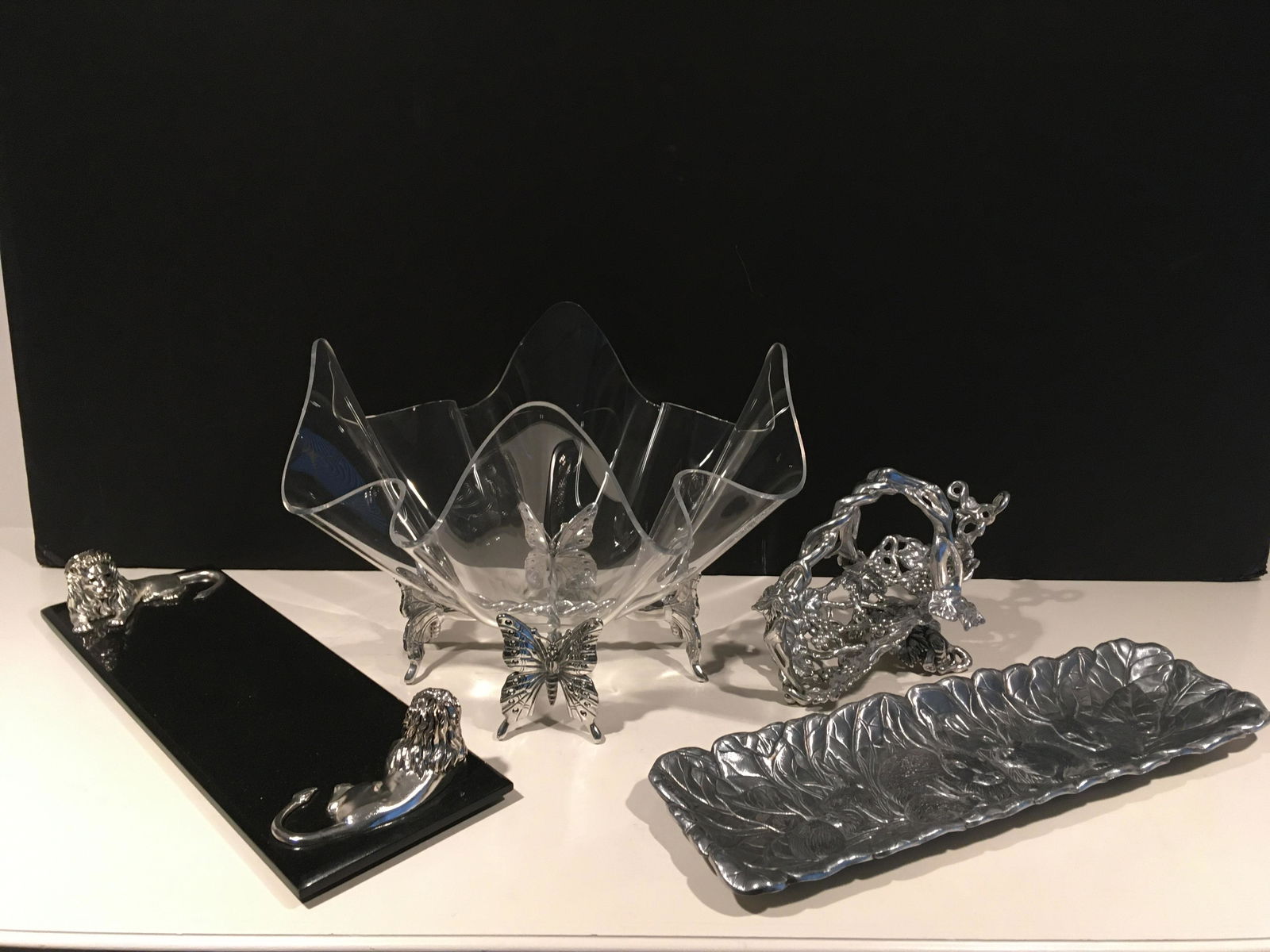 4 Pcs Pewter Table Accessories: From 1 to 10-3/4 high.