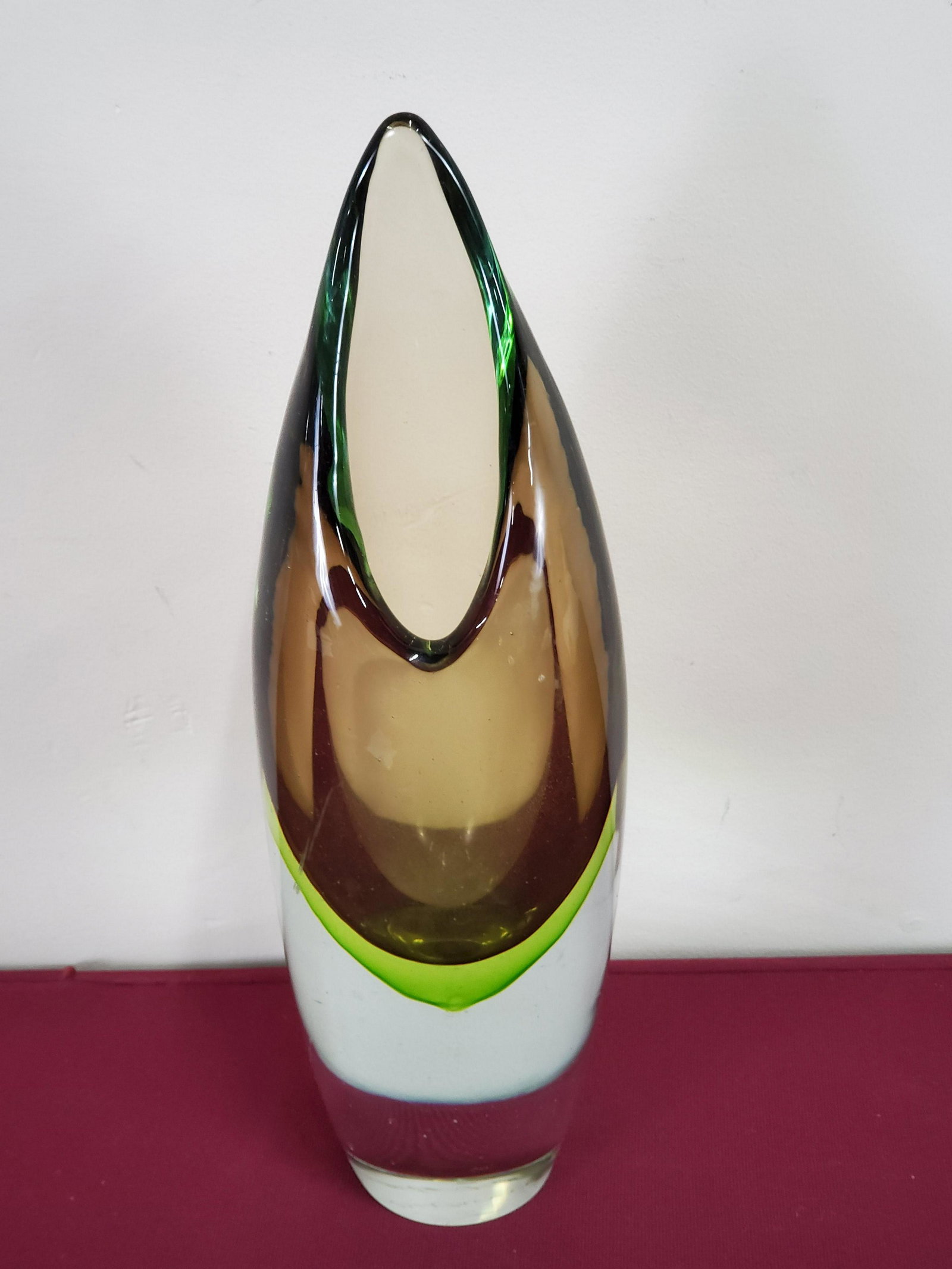 Gino Forti Morano Glass Vase: 14-3/4" high. Some scratches.
