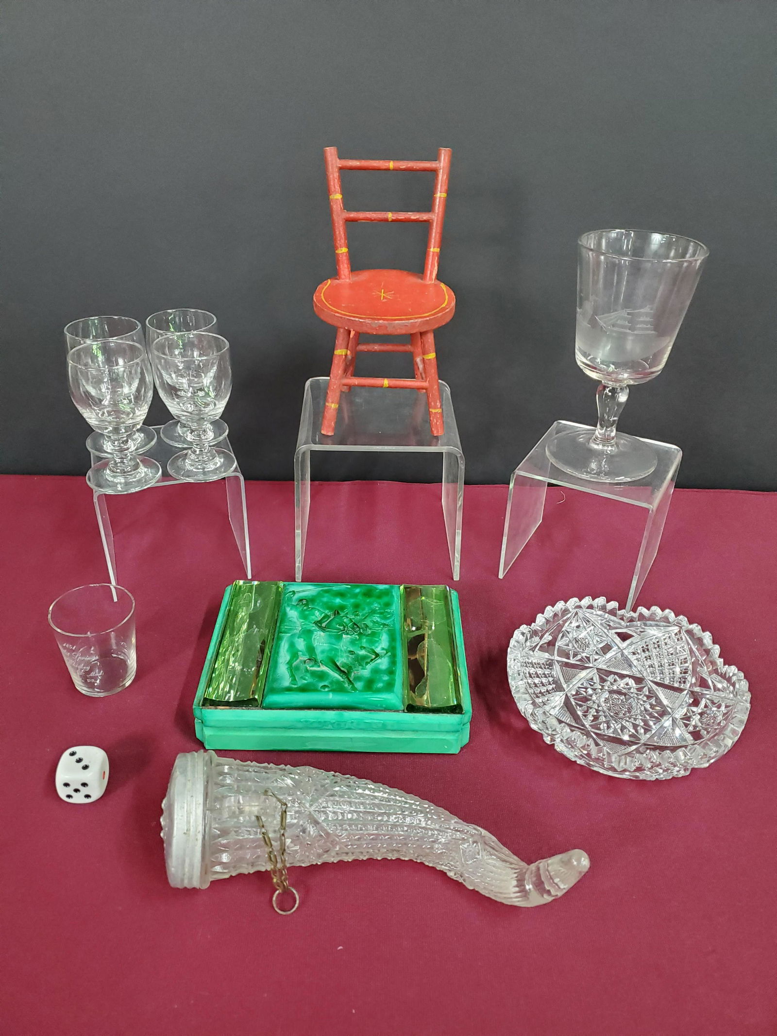 11 Pcs Antique Glass and Card Box (1 of 3)