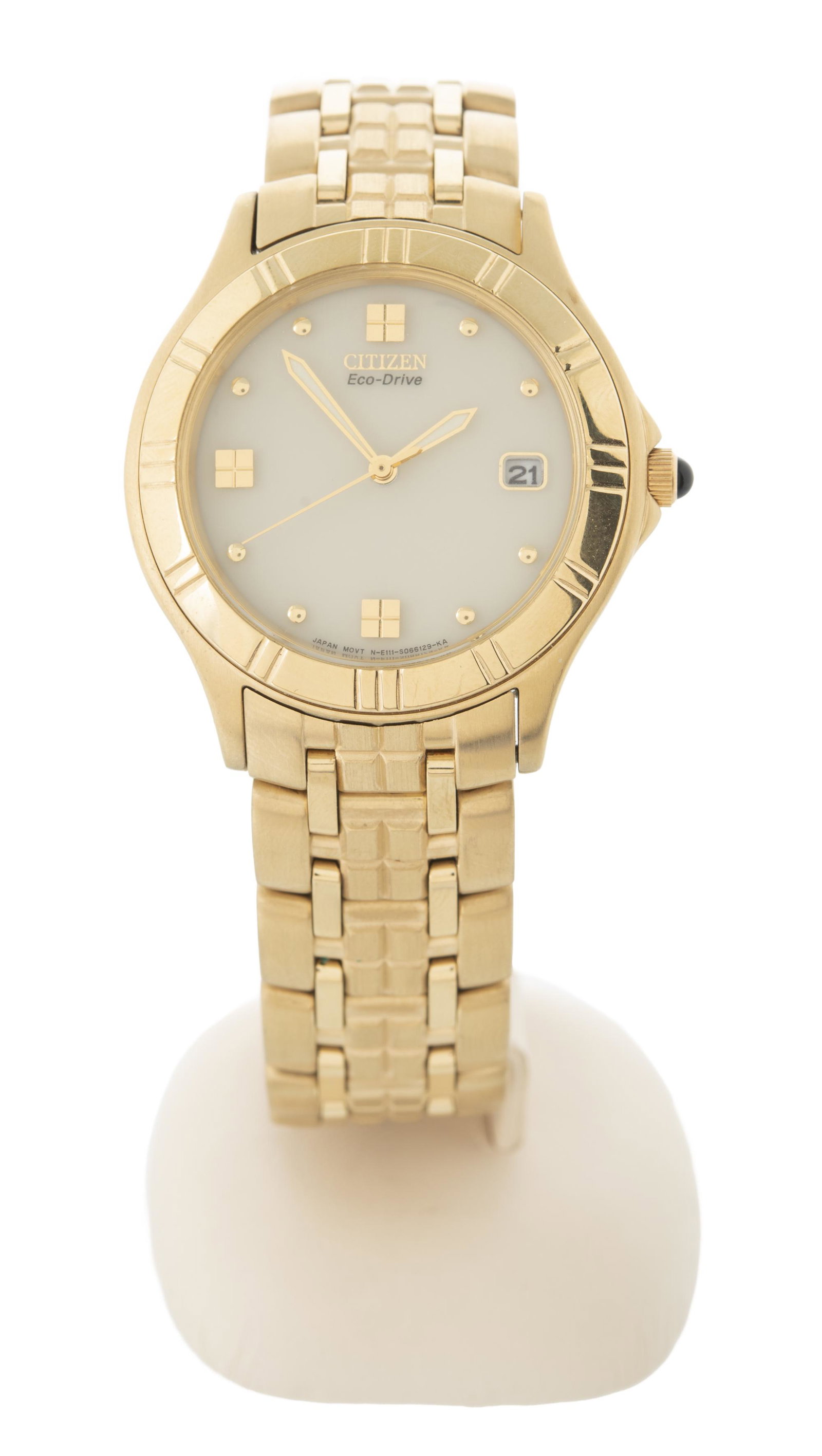 Man's Citizen Eco-Drive Wristwatch: DESCRIPTION: Man's Citizen Eco-Drive wristwatch. MEASUREMENTS: 1-1/2" lug to lug. CONDITION: Light wear. Running. With original case, box and papers.