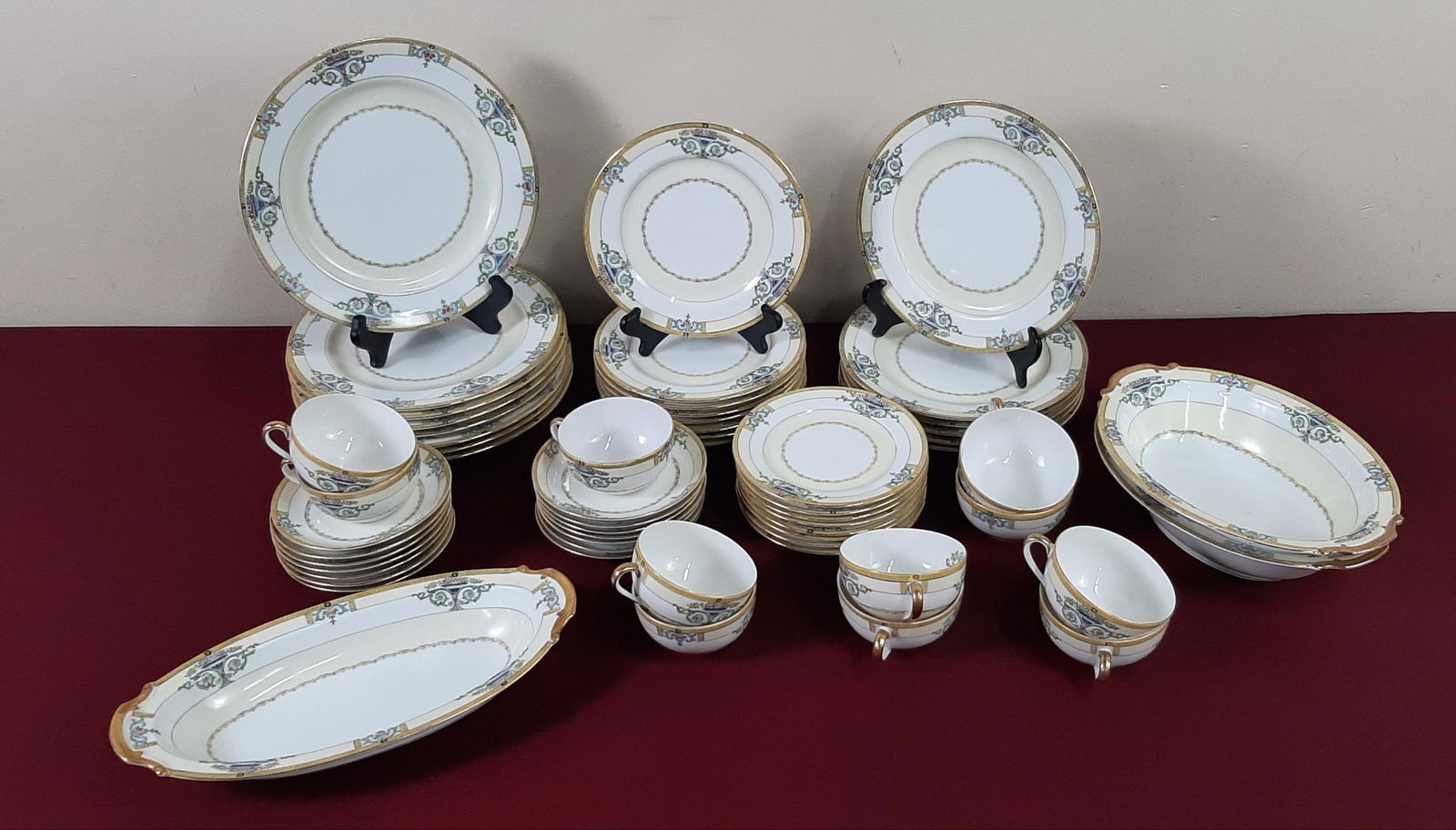 58 Pcs "Minaret" Noritake Dinnerware (1 of 3)