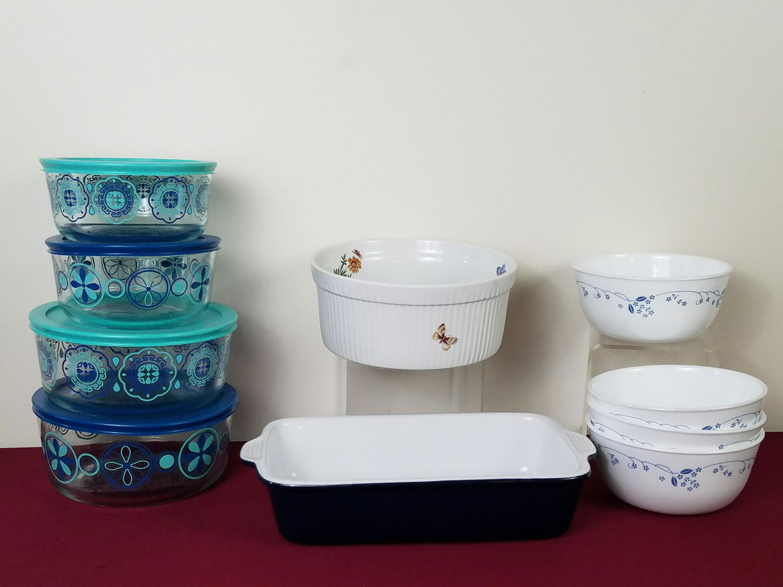 10 Pcs Kitchenware incl. Pyrex and Corelle (1 of 5)