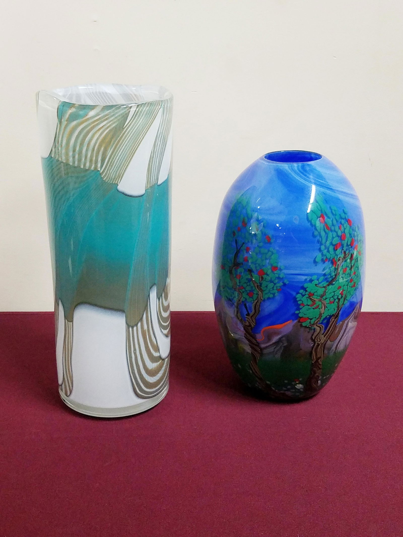 2 Large Art Glass Vases (1 of 4)