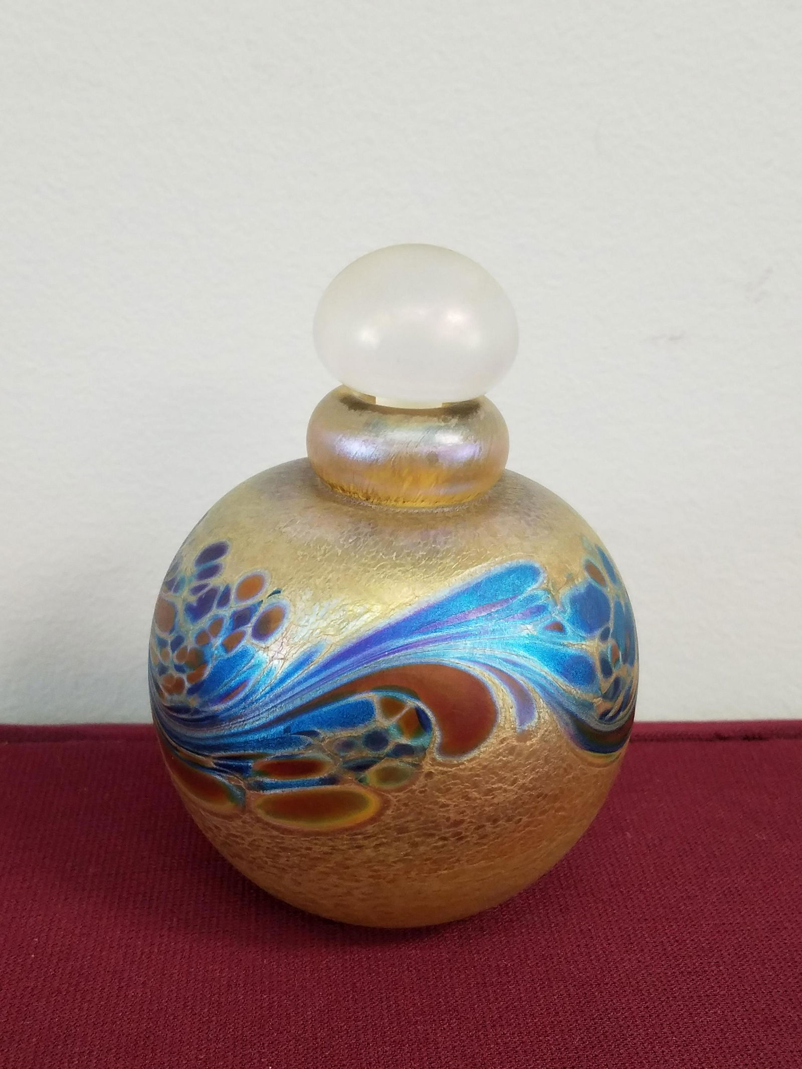 MGT Studio Art Glass Perfume (1 of 3)