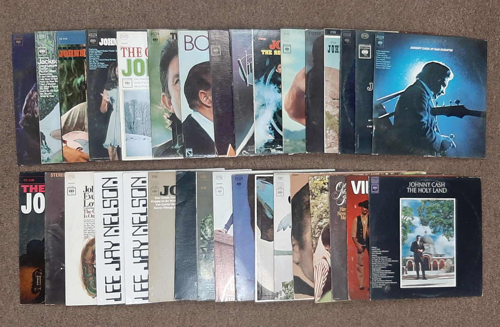 32 Records Incl. Johnny Cash (1 of 7)