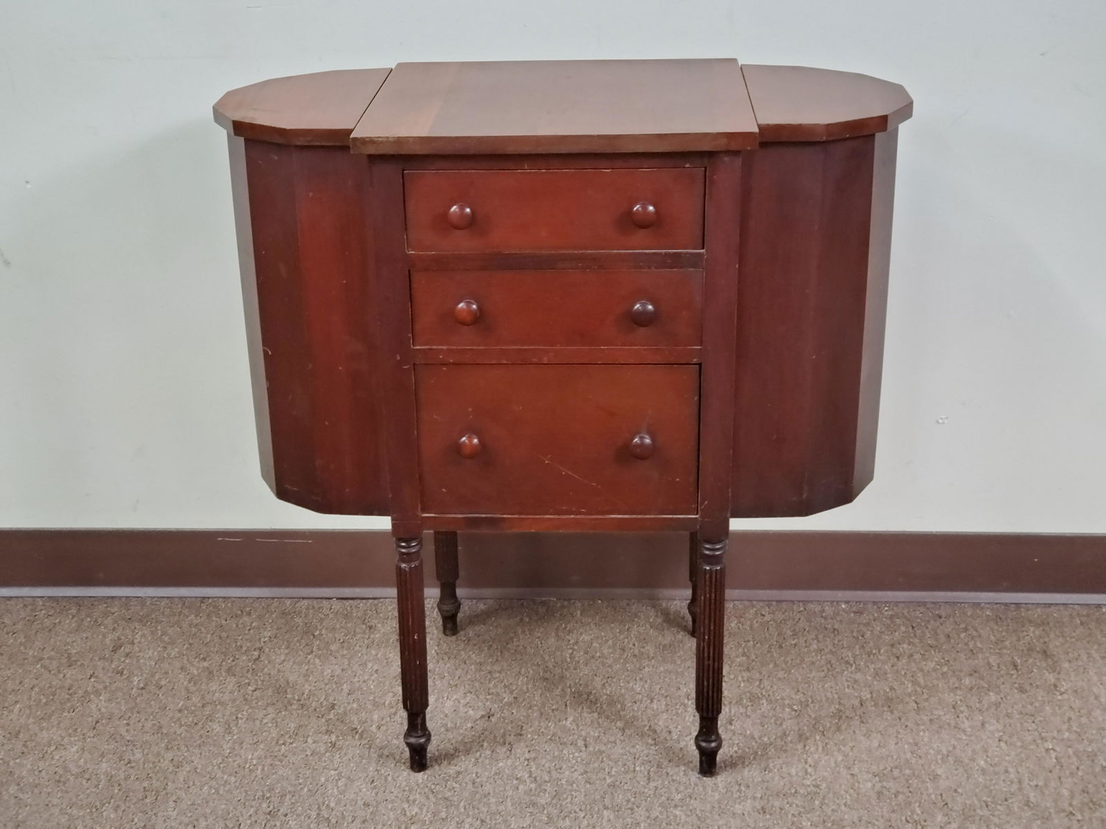 Martha Washington Sewing Stand (1 of 3)