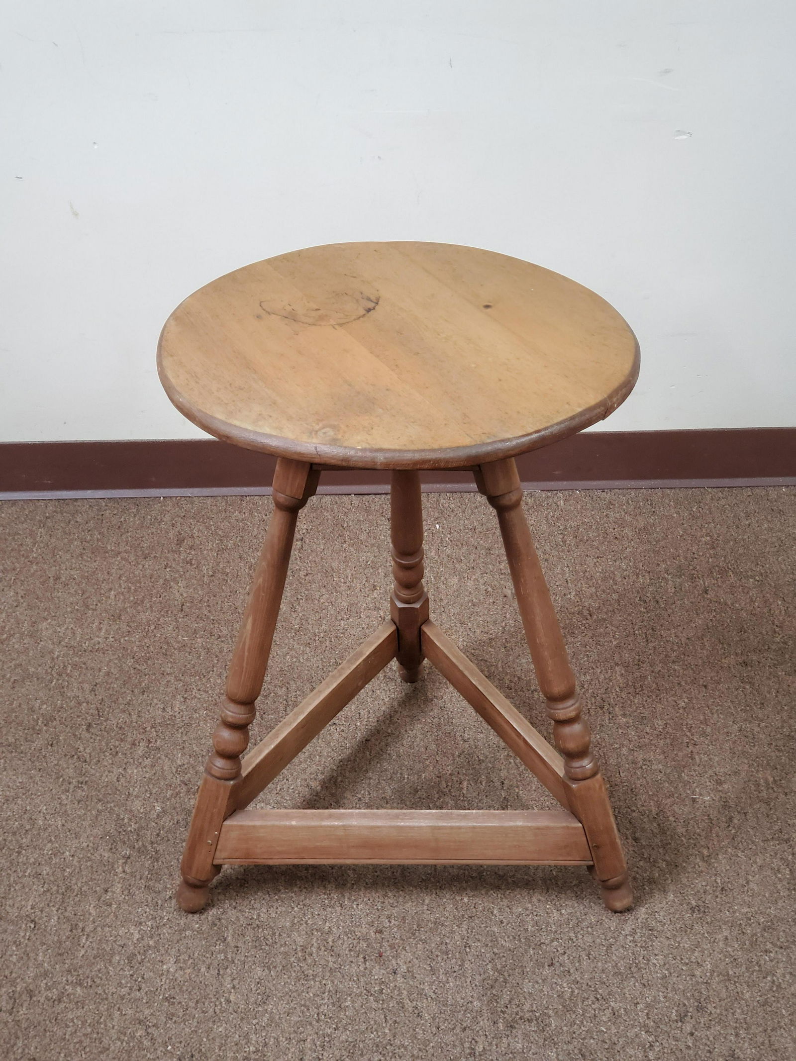 Gerald Headley Side Table (1 of 4)
