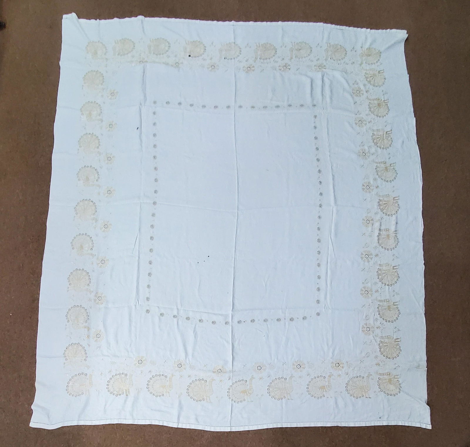 3 Pcs Table Covers (1 of 6)