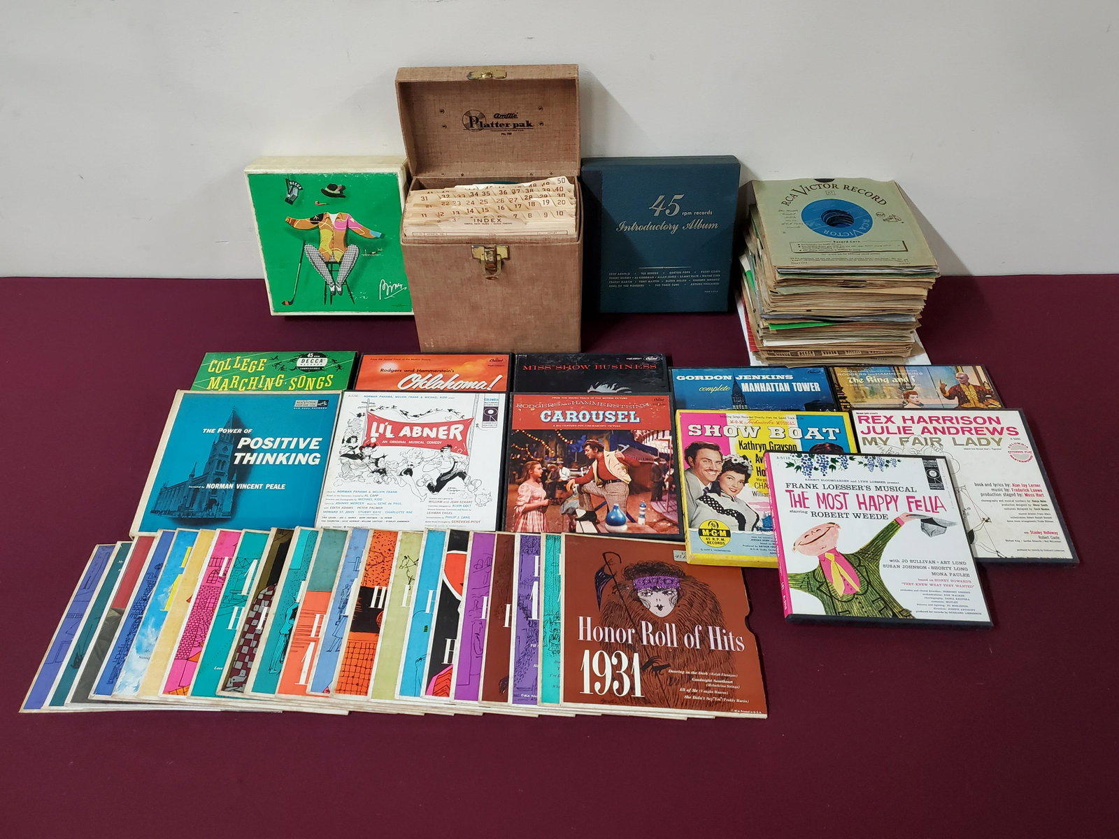 235 - 45 Records: Includes Tommy Edwards and Eddy Arnold.