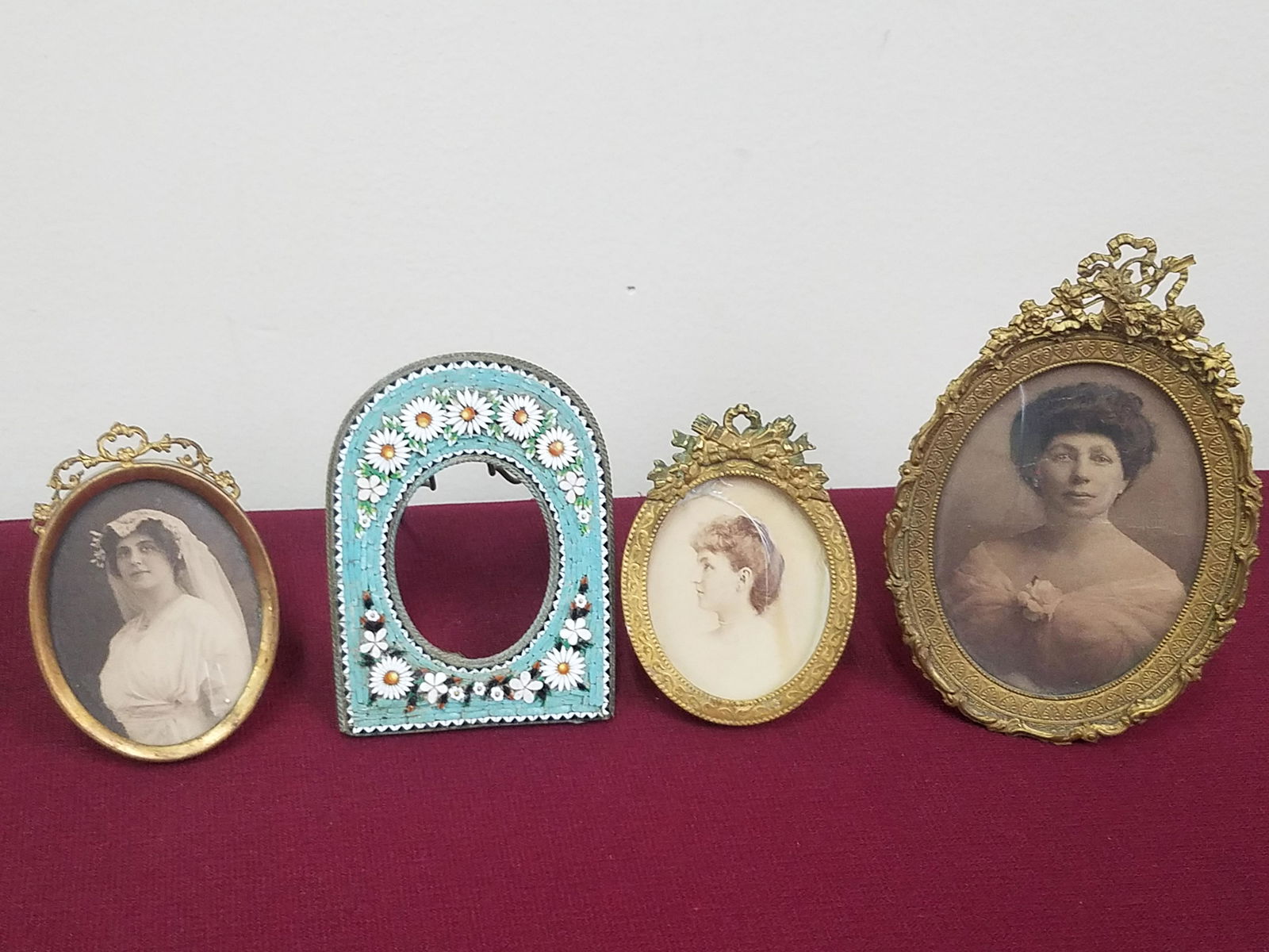4 Miniature Picture Frames (1 of 3)