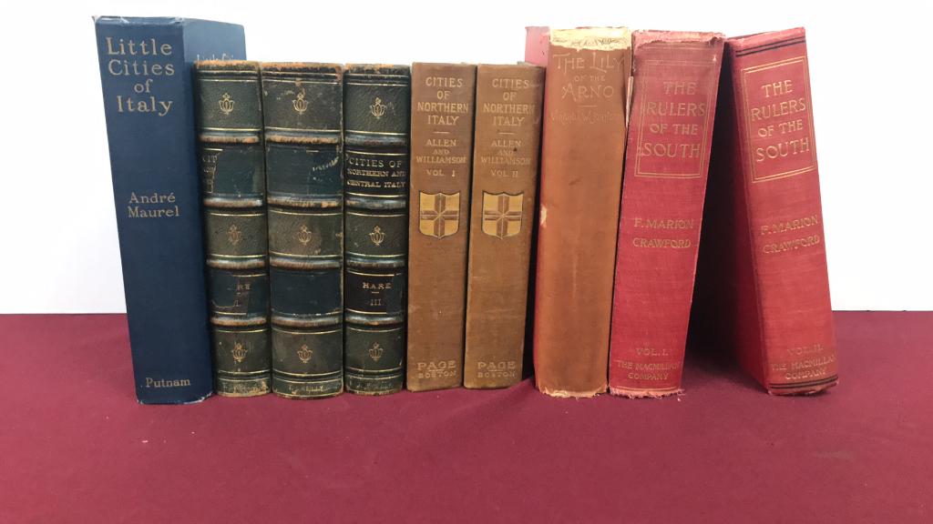 9 Books about Italy (1 of 14)