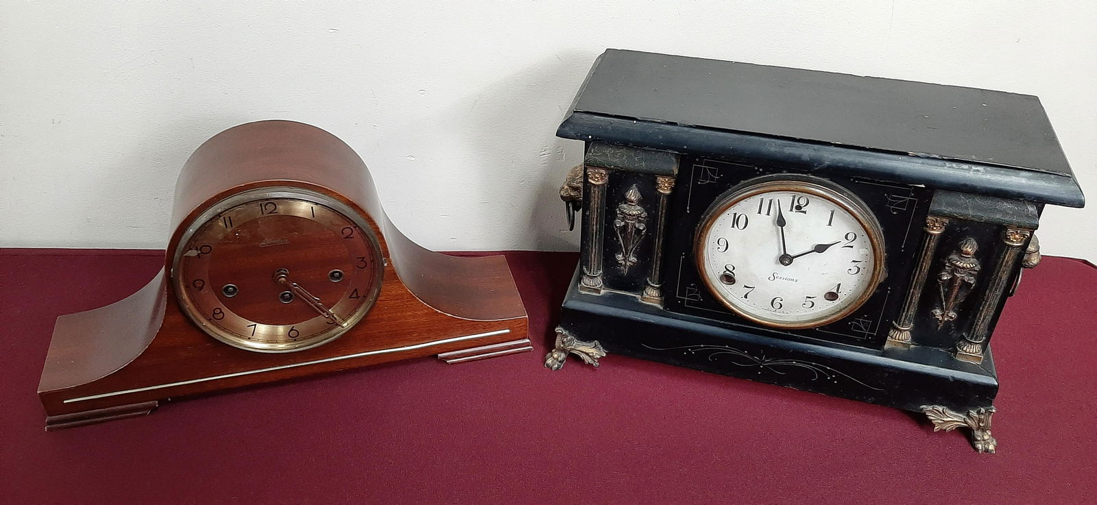 2 Clocks incl. Sessions and Linden Mantle (1 of 6)