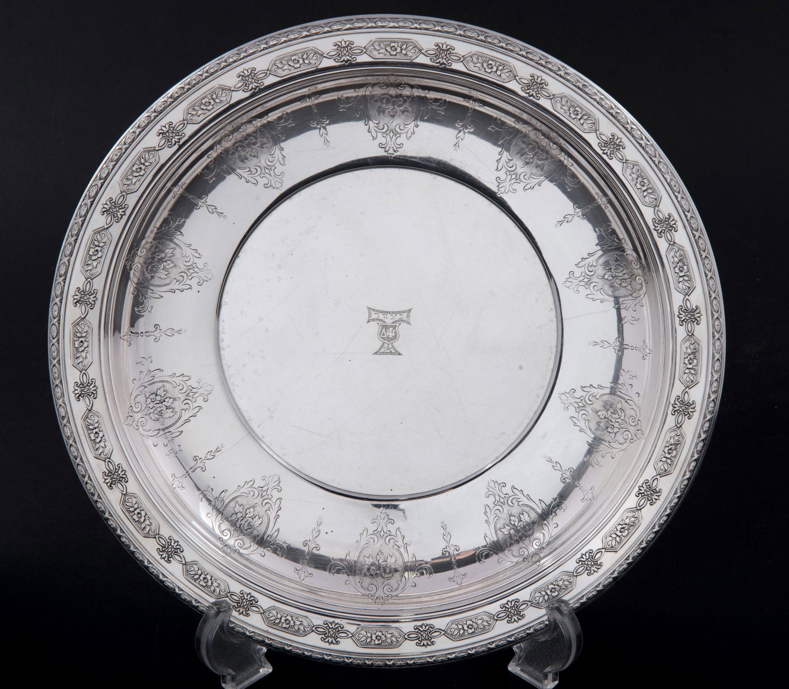 Towle Louis XIV Sterling Buffet Dish (1 of 4)