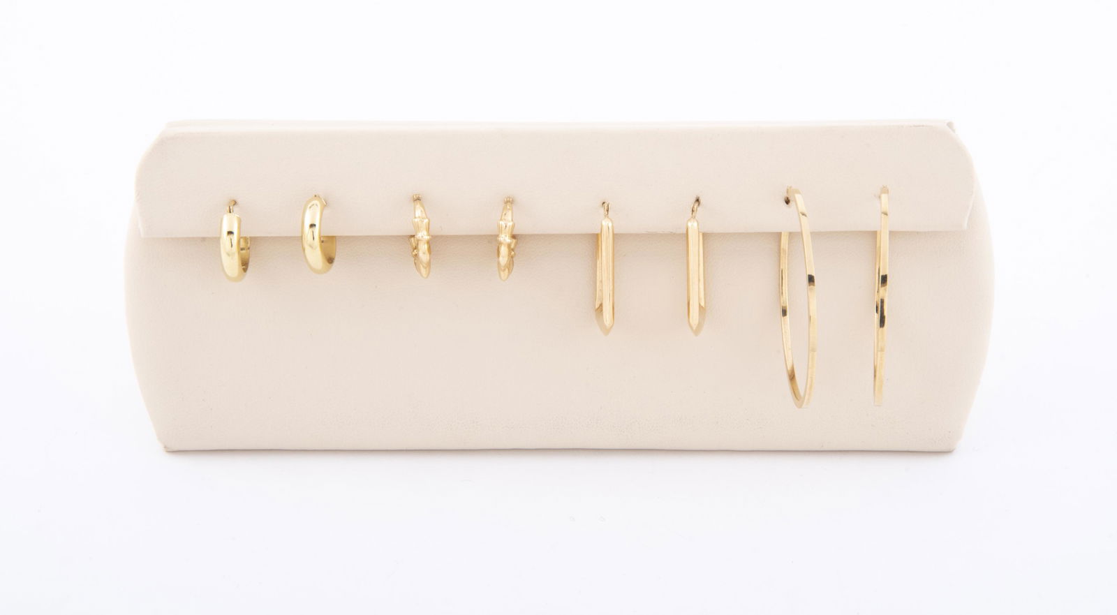 4 Pr 14K Earrings (1 of 2)