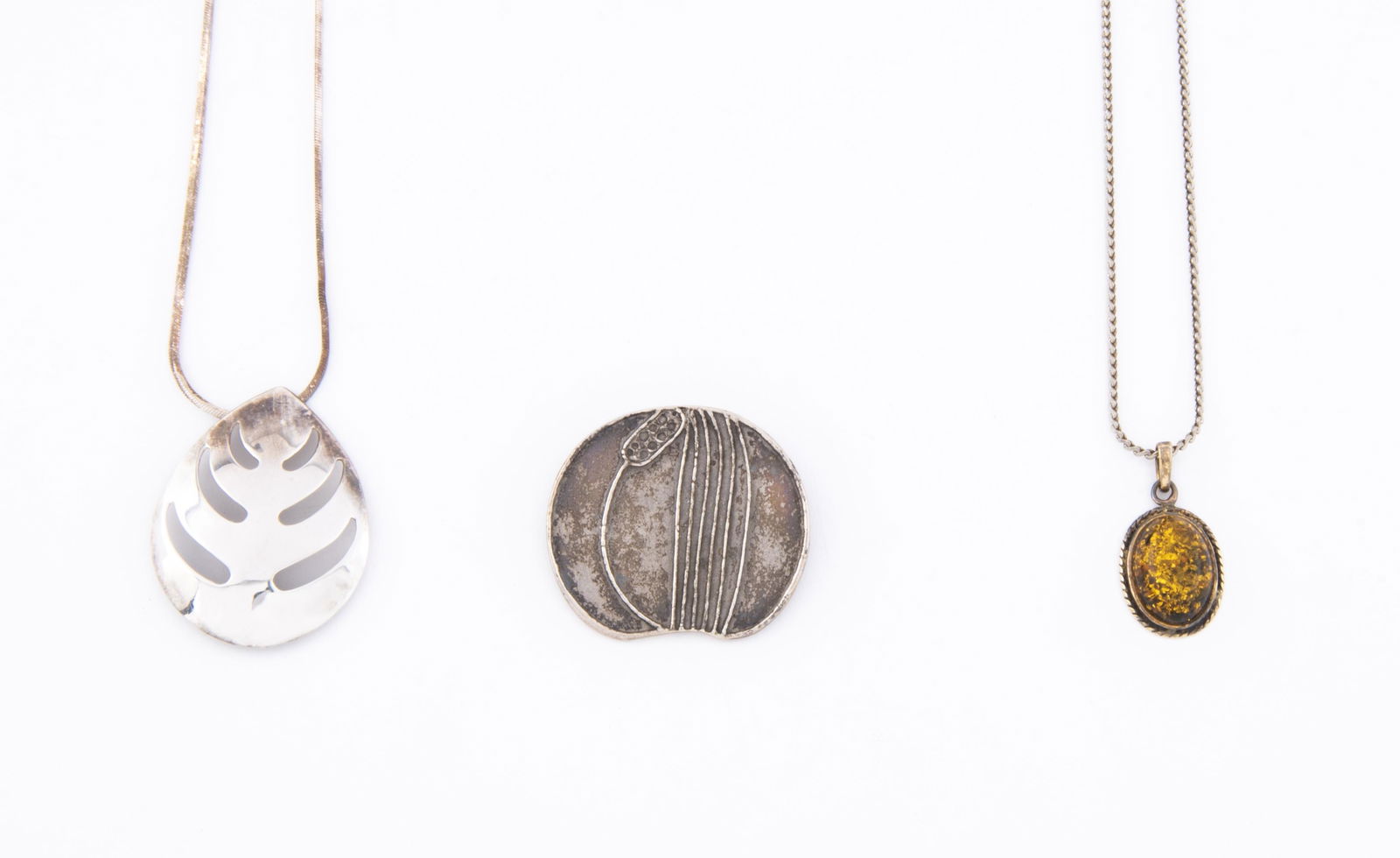 3 Sterling Necklaces & Brooch, Smithsonian & MMA (1 of 4)