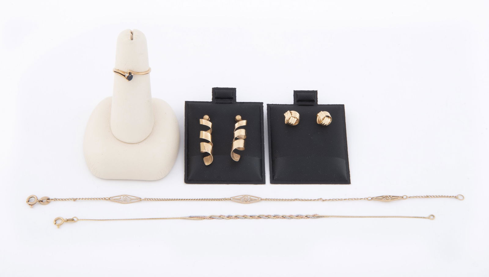 6 Pcs 14/10K Jewelry (1 of 2)