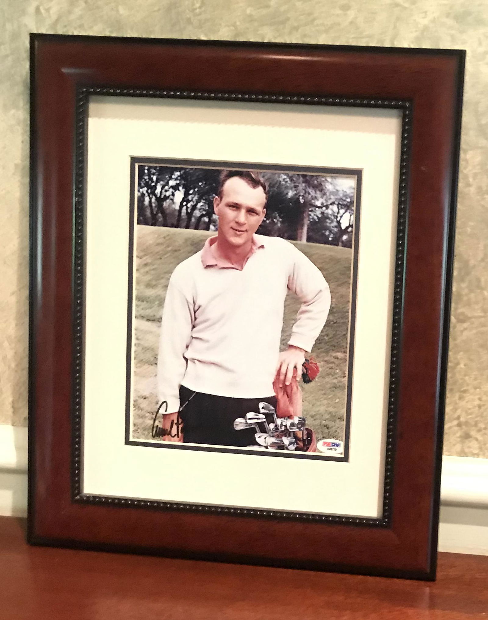 Arnold Palmer Autographed 8 x 10 (1 of 2)