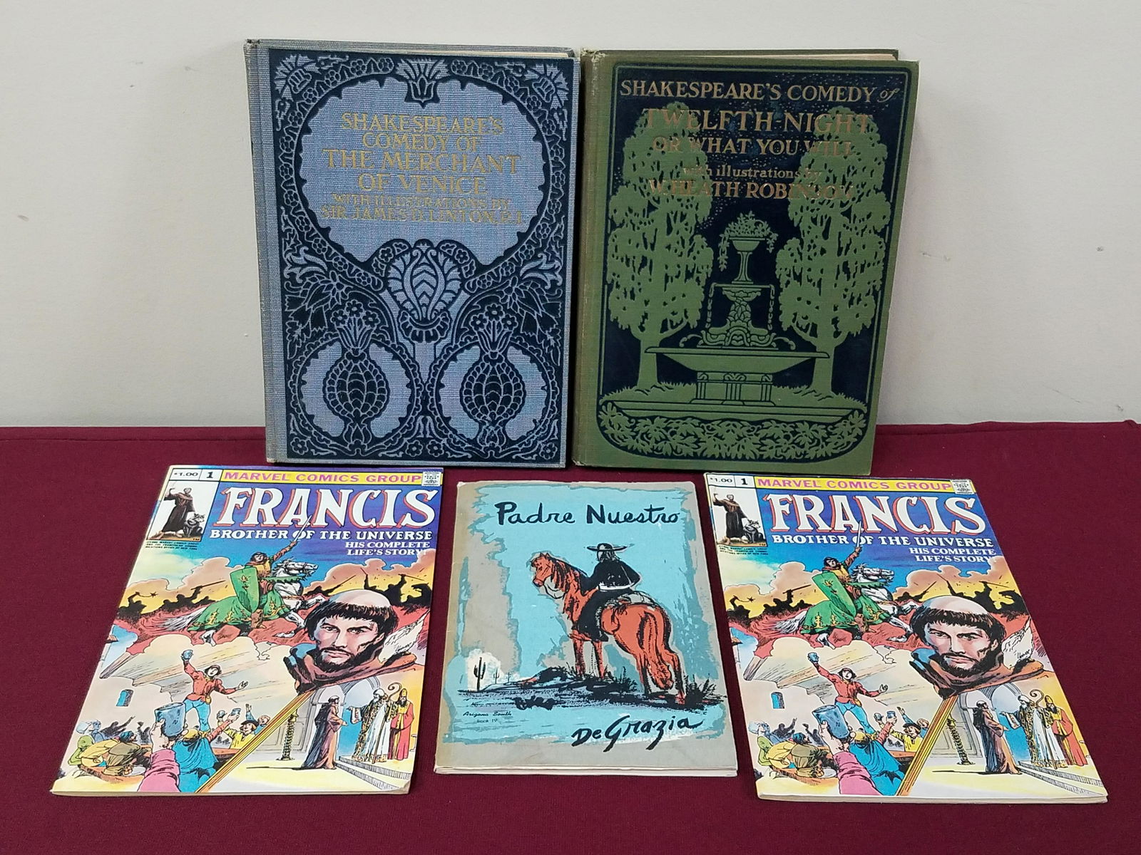 5 Pcs Shakespeare, Parde Nuestro and Comics (1 of 17)