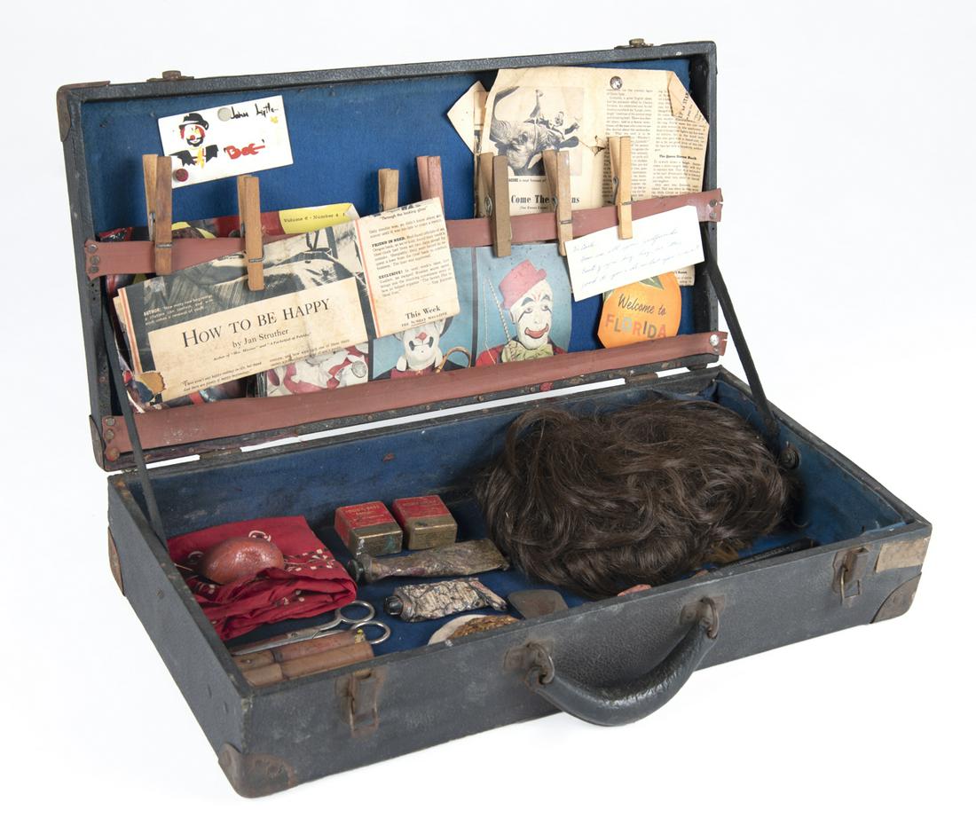 Vintage Clown Make-Up Kit (1 of 3)