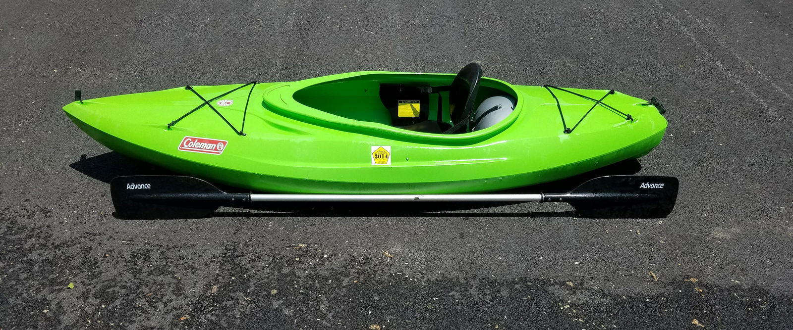 Coleman "Hooligan" kayak (1 of 6)