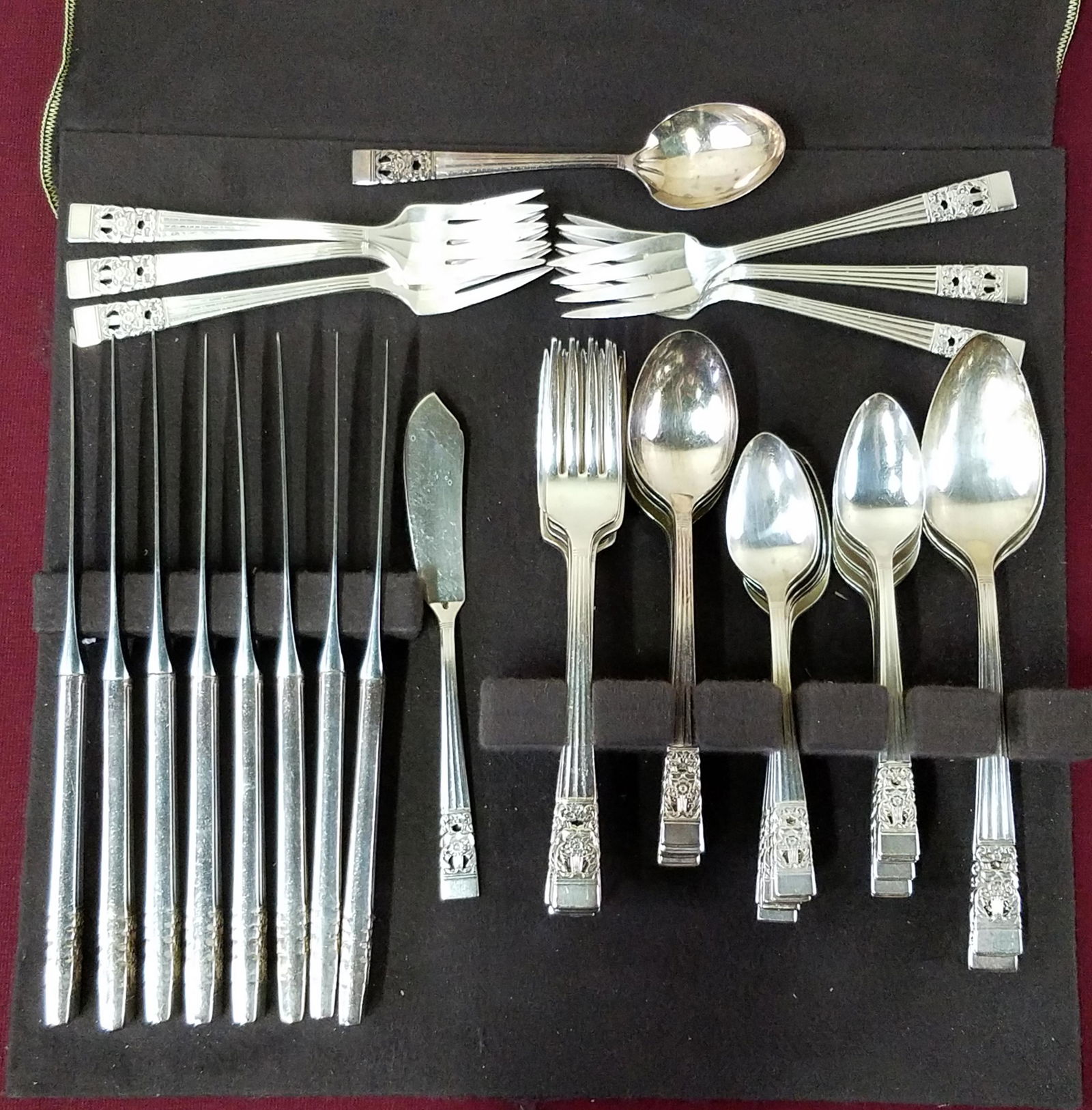 47 Pcs Community Plate Flatware (1 of 3)
