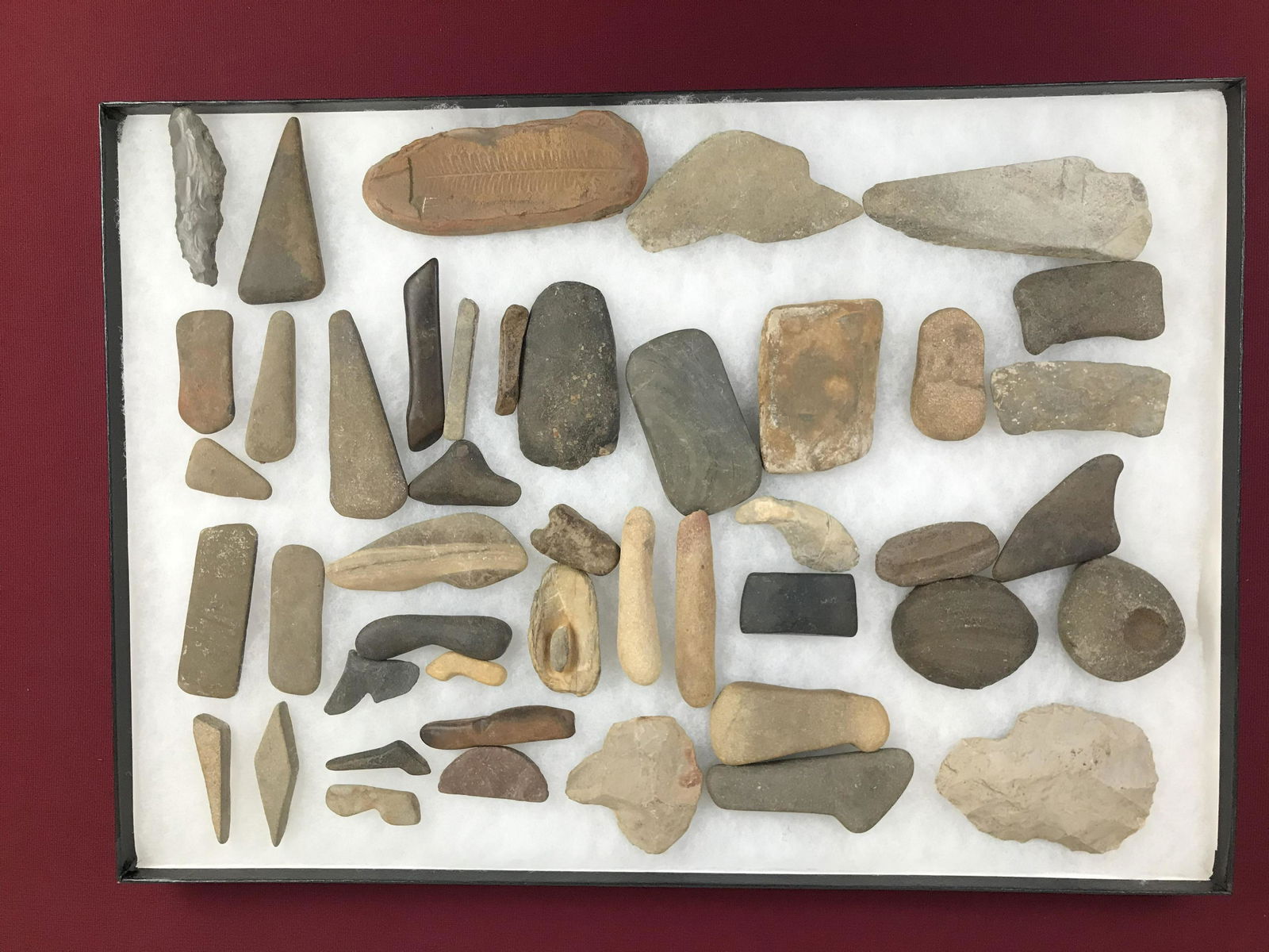 45 Pcs Native American Stone Tools and Fossils (1 of 4)