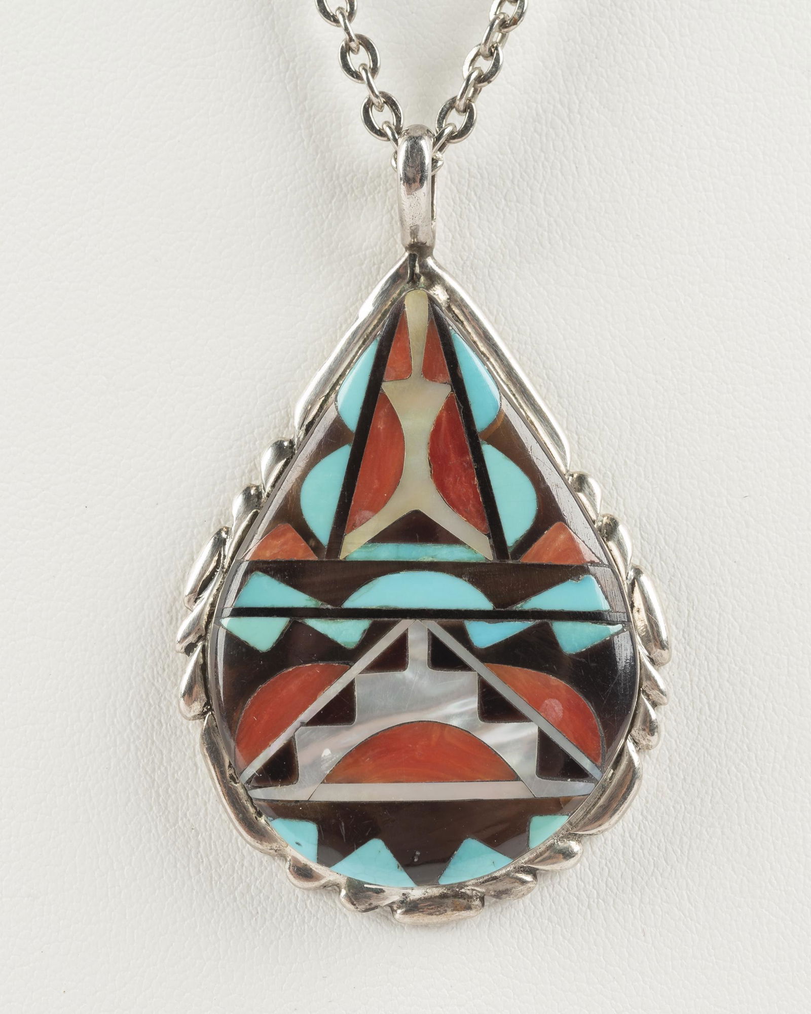 Zuni Virginia Quam Inlaid Pendant Necklace Jun 20, 2020 Cordier
